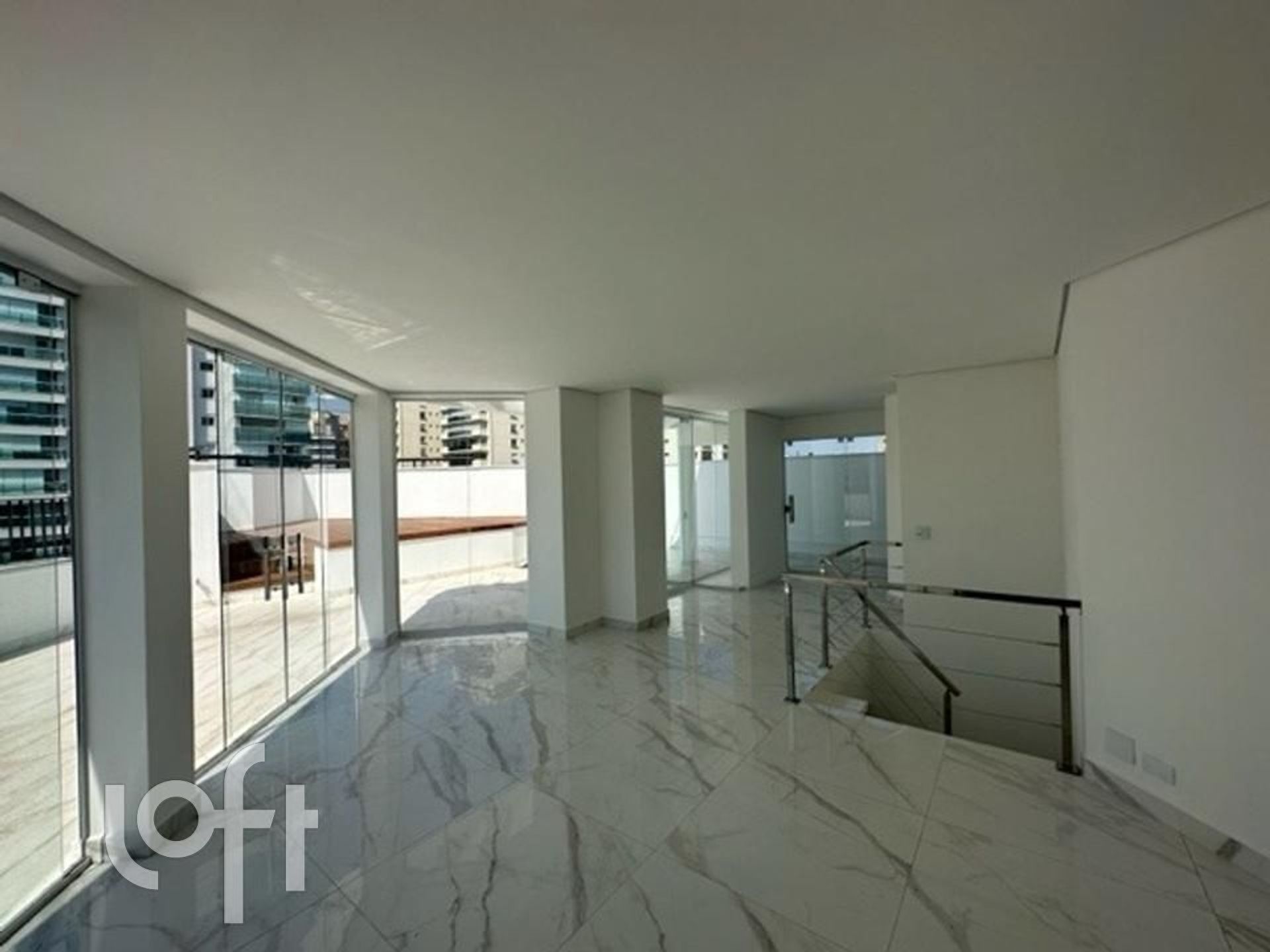 Apartamento à venda com 3 quartos, 238m² - Foto 14