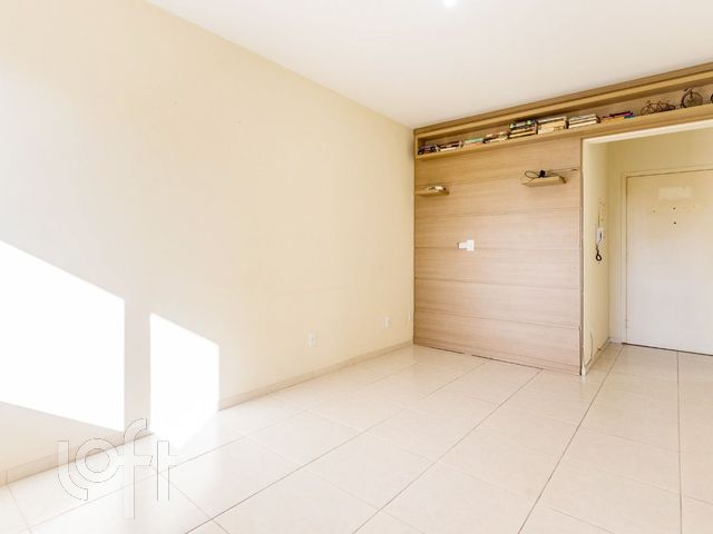 Apartamento com 72m², 2 dormitórios, 1 vaga, Higienópolis em Porto Alegre