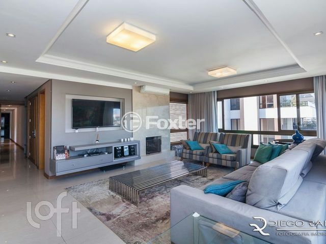 Apartamento com 170m², 3 dormitórios, 3 suítes, 3 vagas, Petrópolis em Porto Alegre