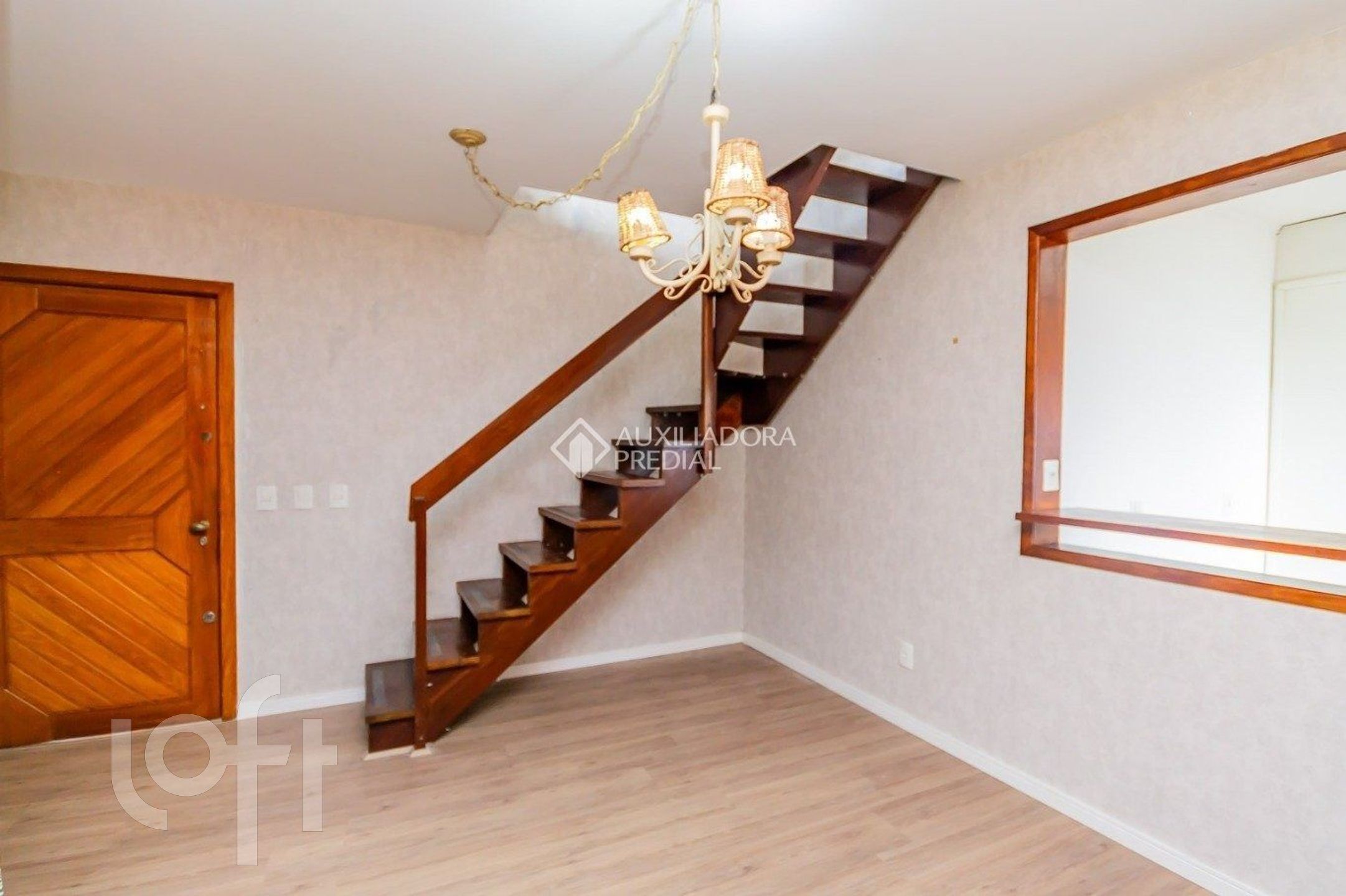 Apartamento com 154m², 2 dormitórios, 2 vagas, Petrópolis em Porto Alegre