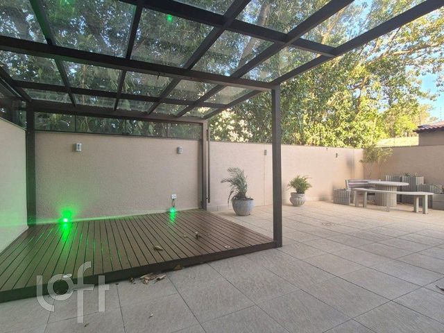 Apartamento com 200m², 2 dormitórios, 1 suíte, 2 vagas, Cristo Redentor em Porto Alegre