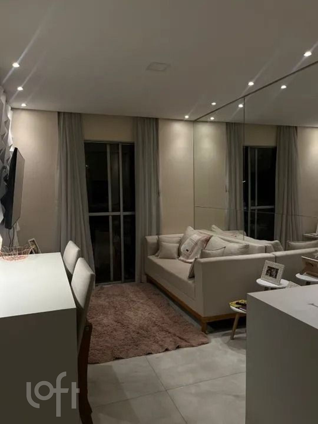 Apartamento à venda com 1 quarto, 48m² - Foto 2