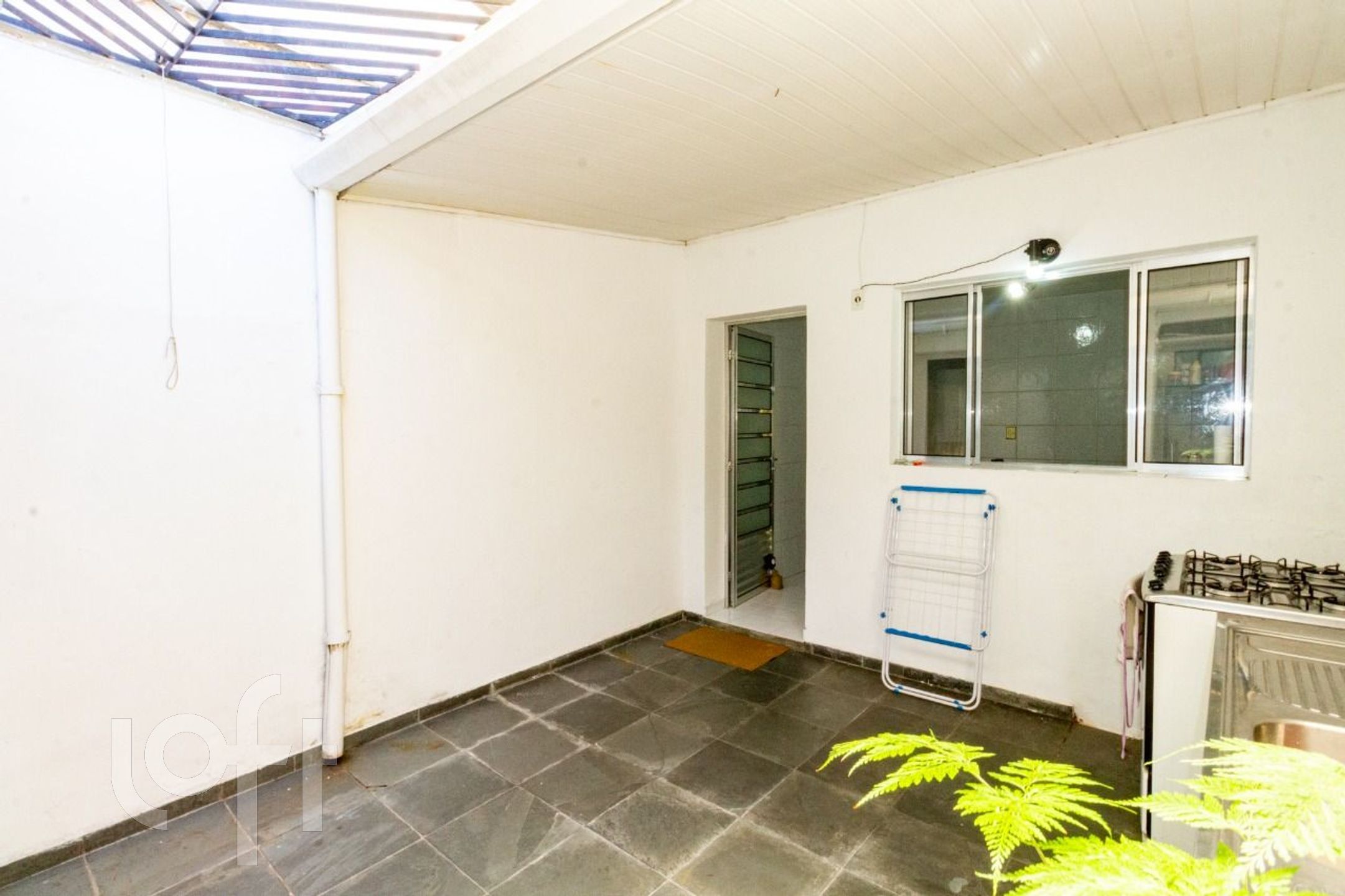 Casa à venda com 2 quartos, 130m² - Foto 13