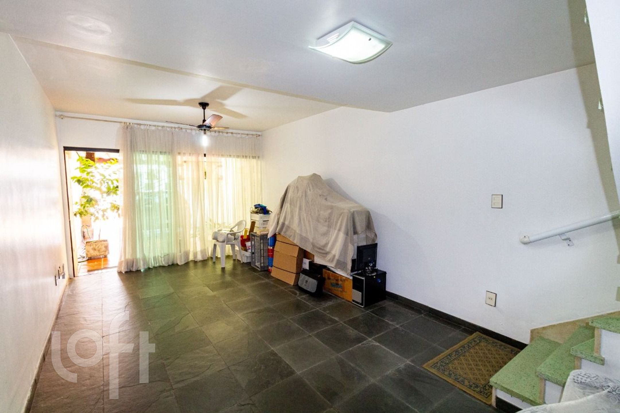 Casa à venda com 2 quartos, 130m² - Foto 1