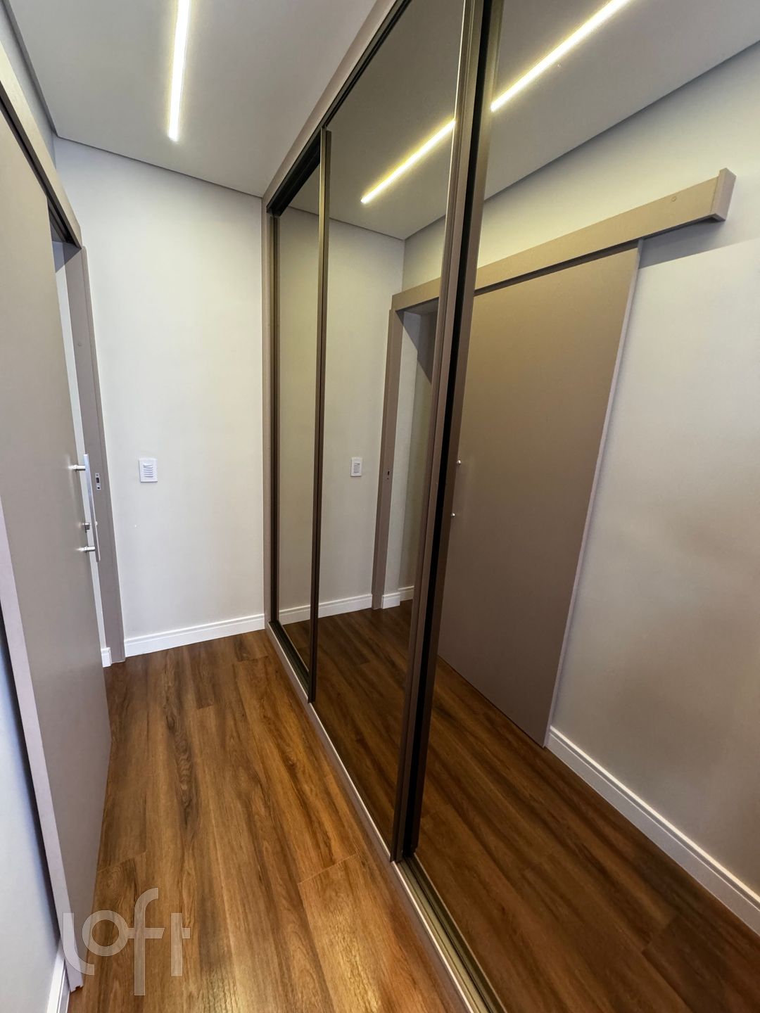 Apartamento à venda com 2 quartos, 67m² - Foto 15