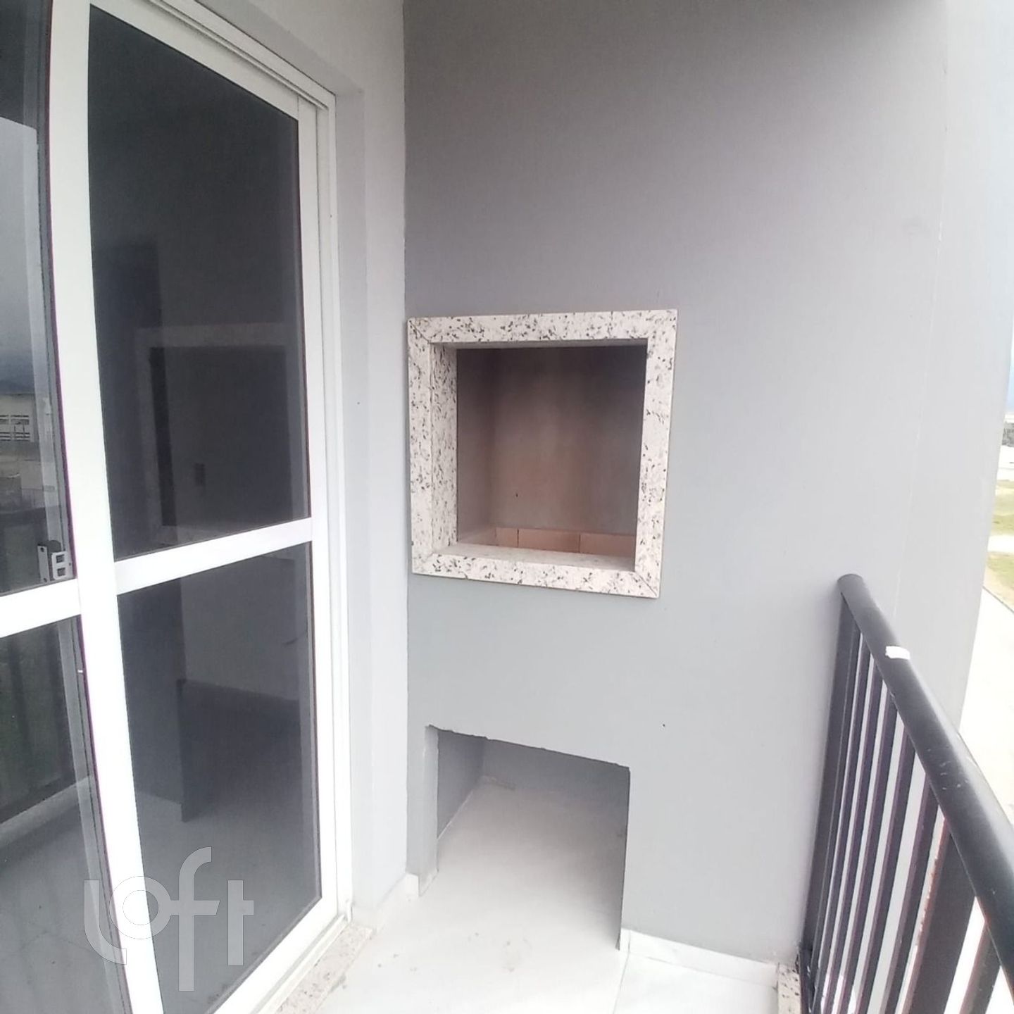 Apartamento à venda em Nova Palhoca com 50 m², 2 quartos, 1 vaga