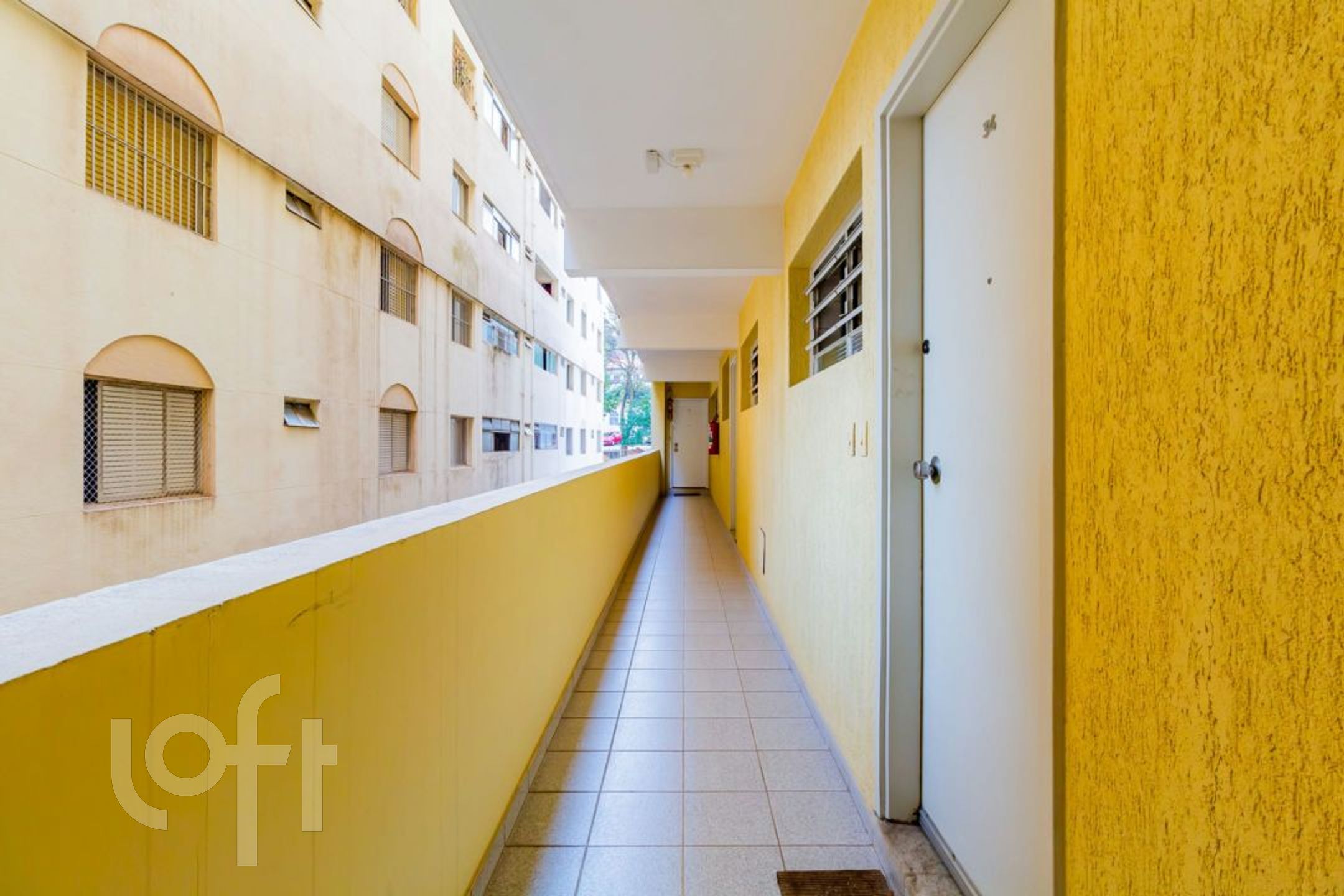 Apartamento à venda com 2 quartos, 78m² - Foto 29