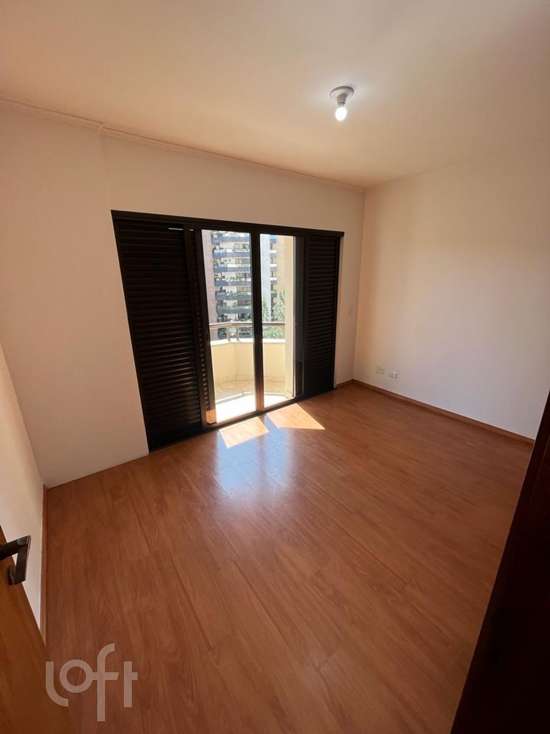 Apartamento à venda com 4 quartos, 194m² - Foto 12