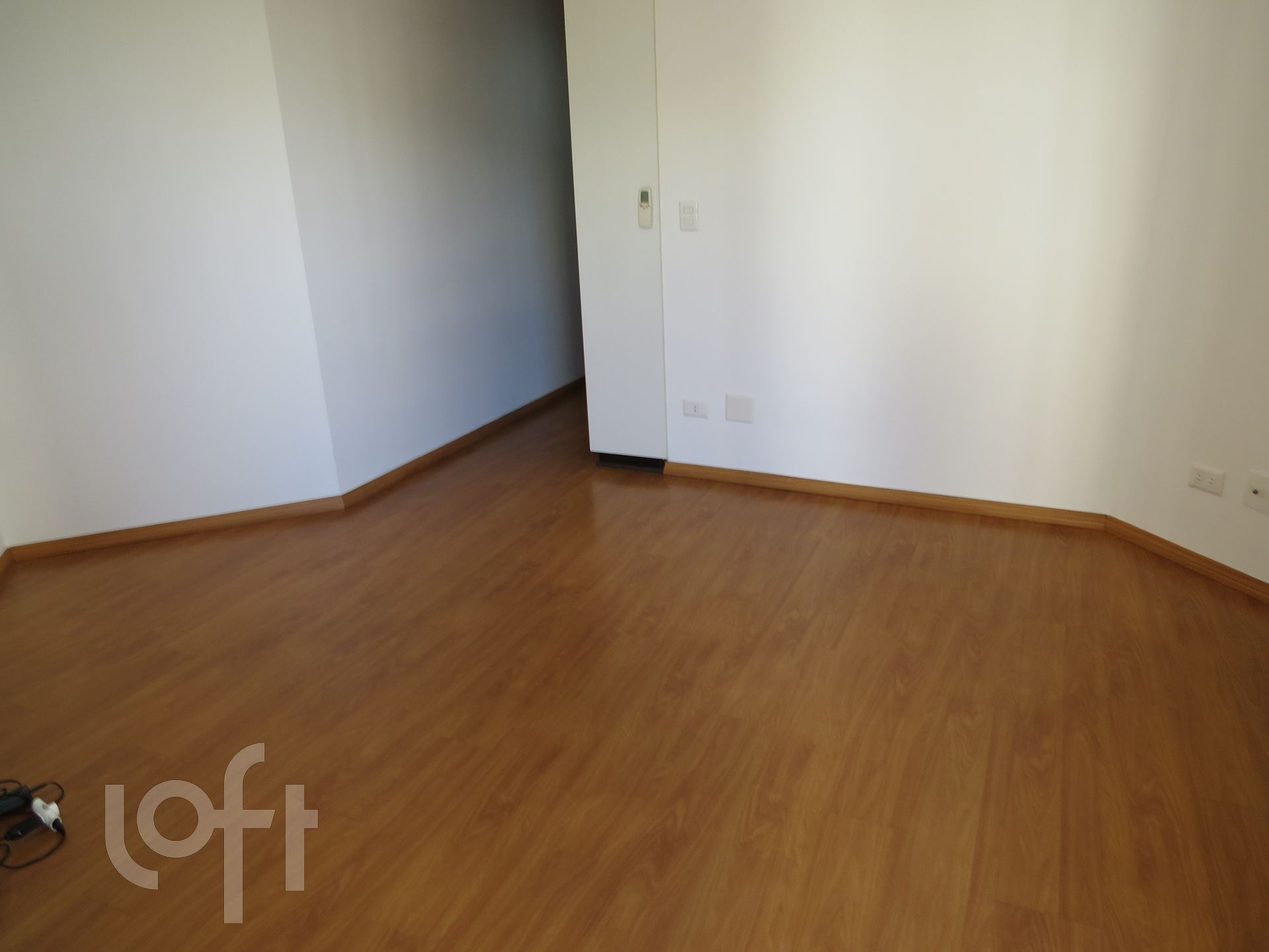 Apartamento à venda com 4 quartos, 194m² - Foto 17