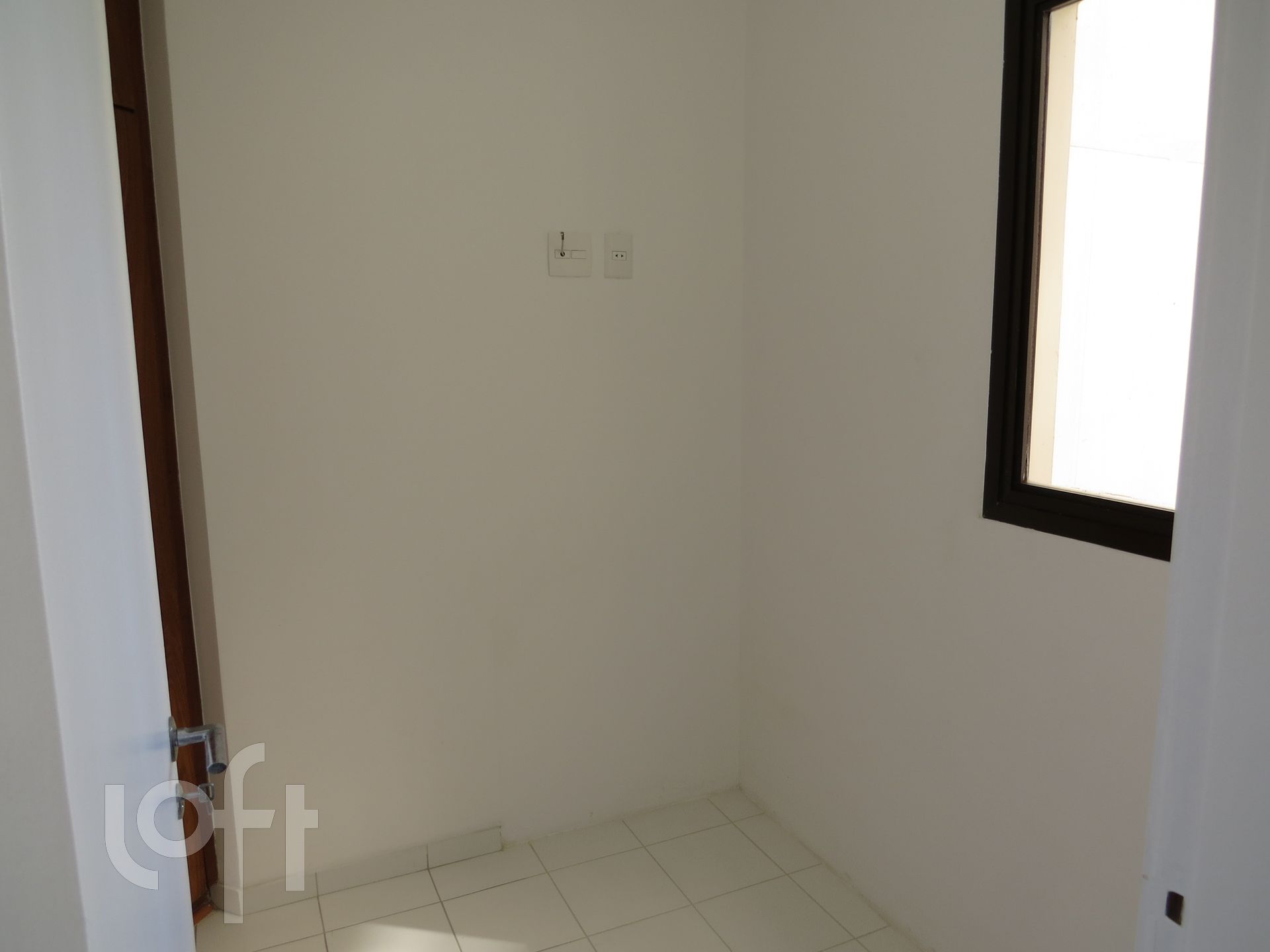 Apartamento à venda com 4 quartos, 194m² - Foto 23