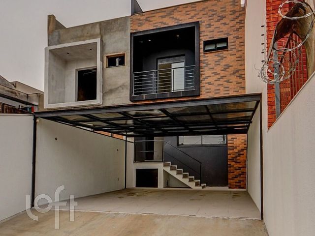 Casa com 153m², 3 dormitórios, 3 suítes, 4 vagas, Chácara das Pedras em Porto Alegre