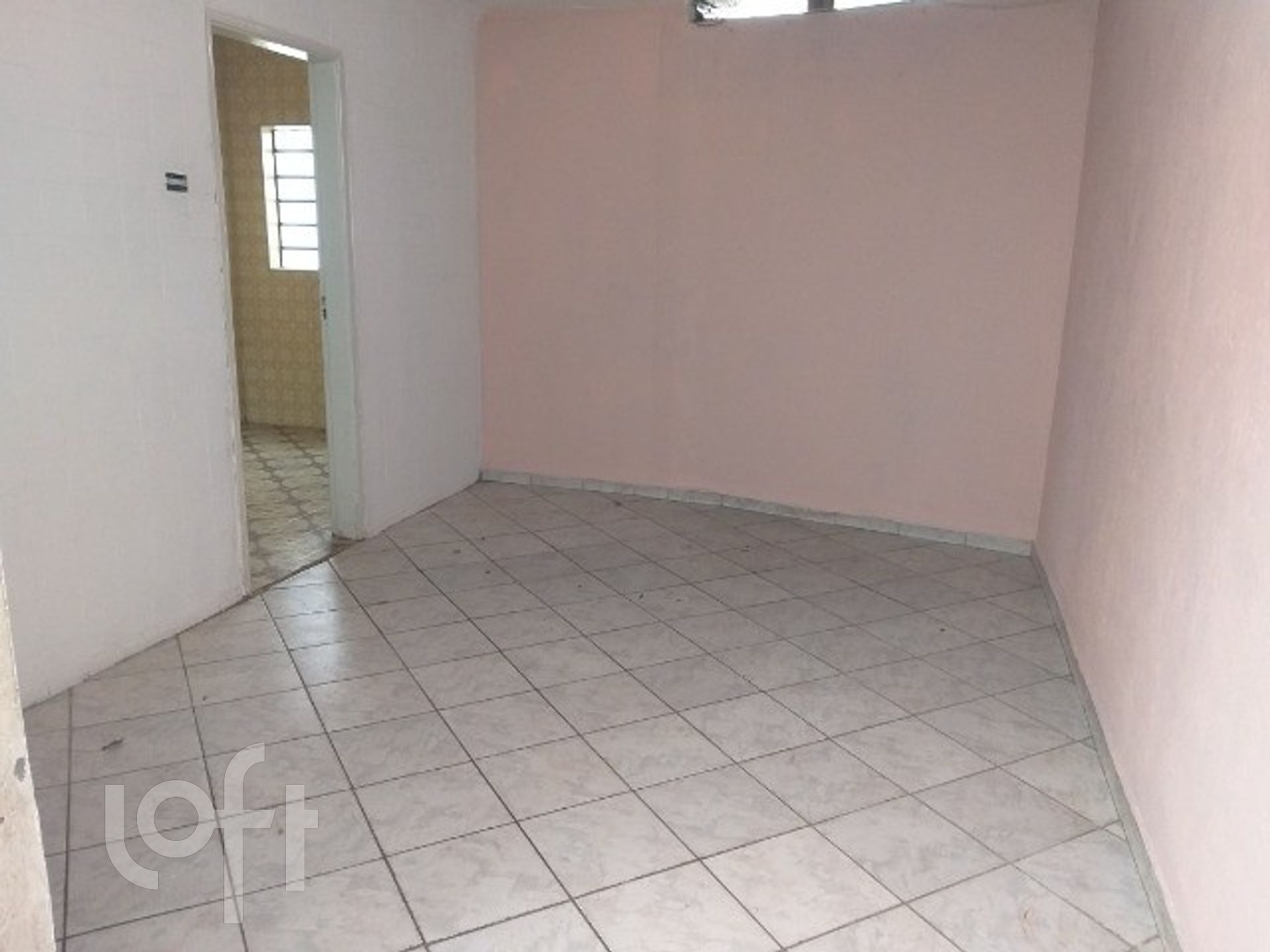 Casa à venda com 4 quartos, 240m² - Foto 2