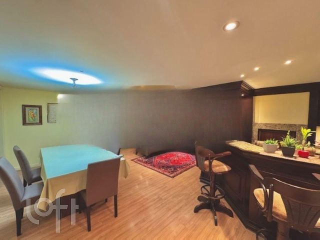 Apartamento com 119m², 3 dormitórios, 1 suíte, 2 vagas, Bela Vista em Porto Alegre