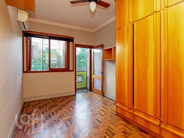 Apartamento com 74m², 2 dormitórios, Rio Branco em Porto Alegre