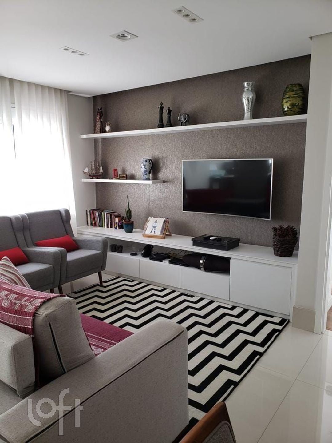 Apartamento à venda com 2 quartos, 66m² - Foto 4