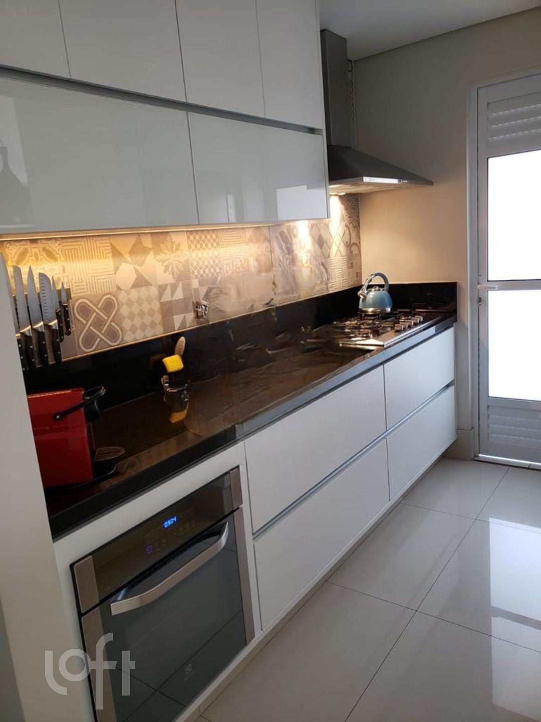 Apartamento à venda com 2 quartos, 66m² - Foto 12