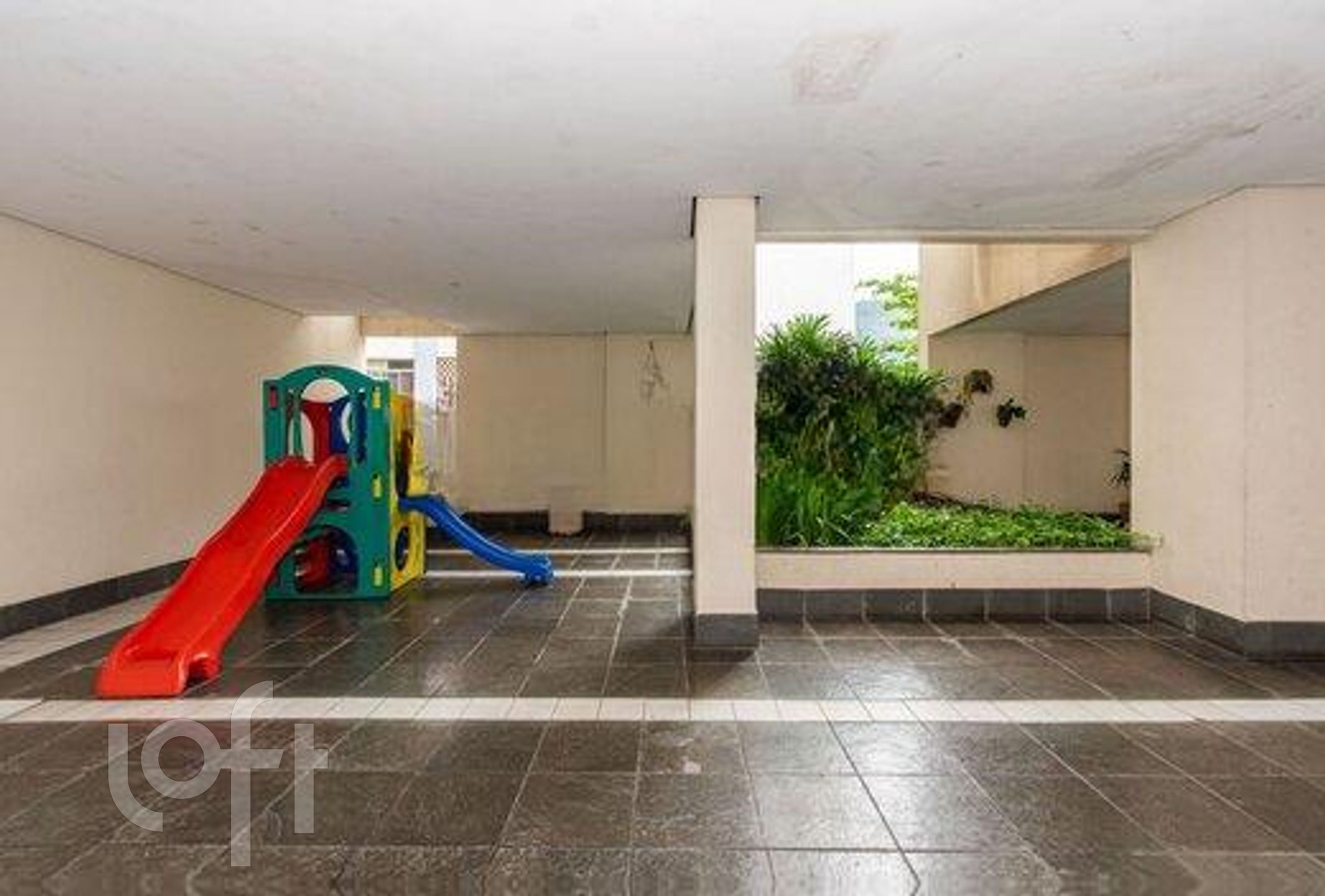 Apartamento à venda com 2 quartos, 97m² - Foto 13