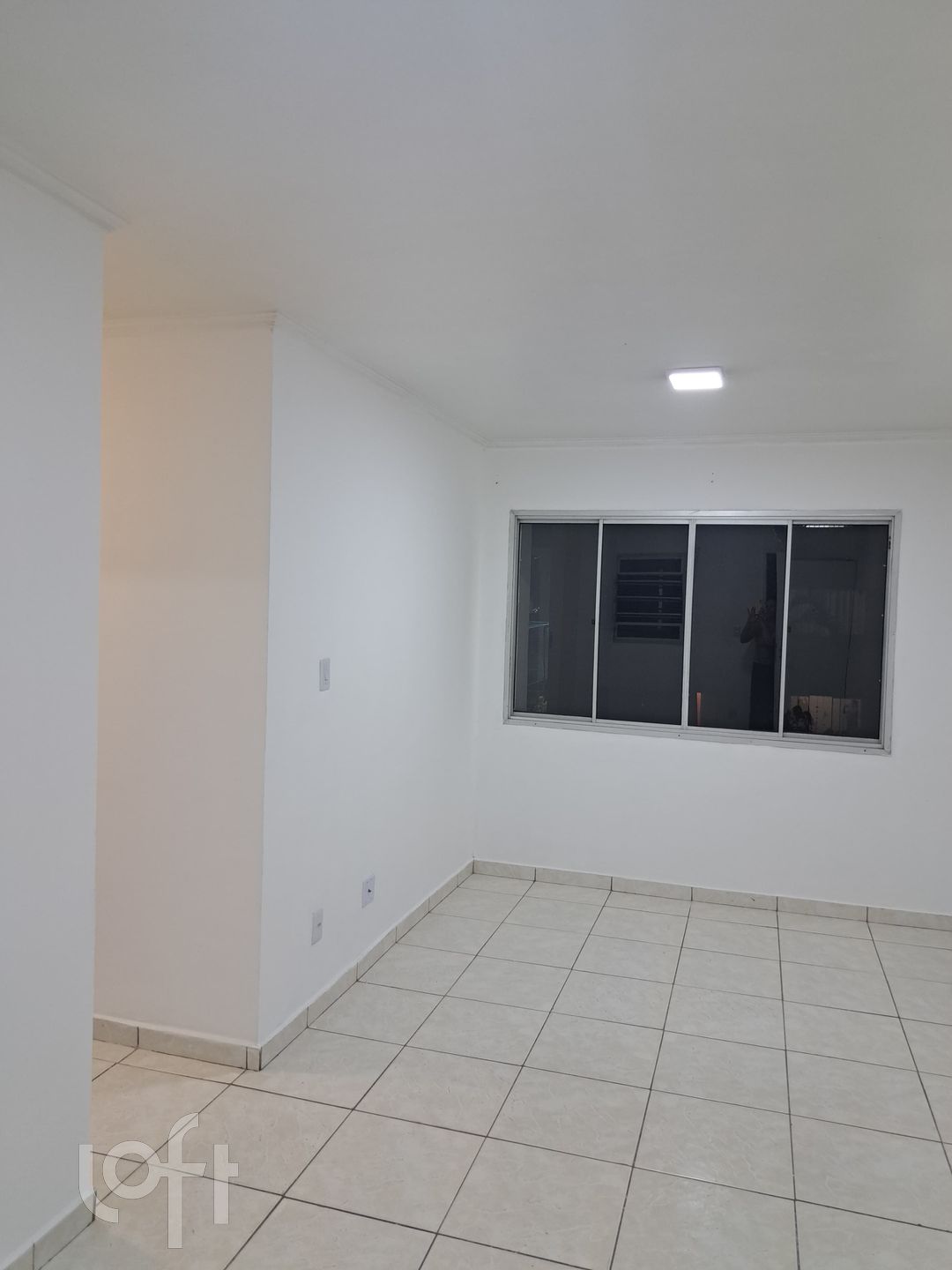 Apartamento à venda com 2 quartos, 53m² - Foto 2