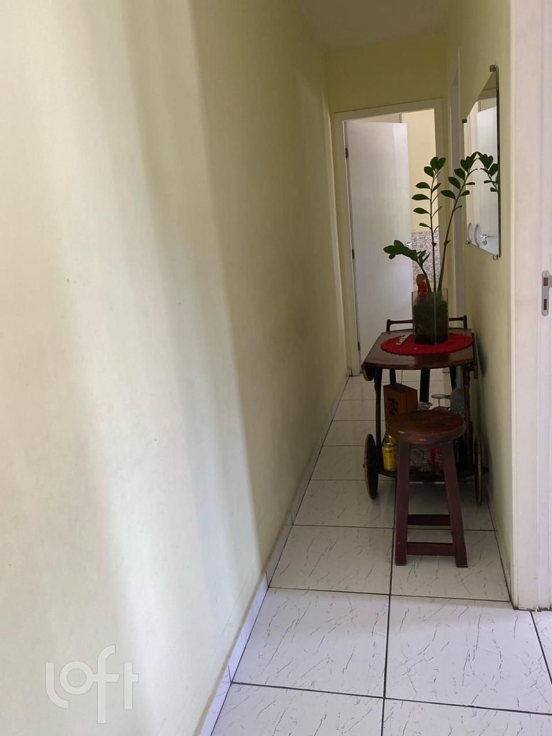 Apartamento à venda com 2 quartos, 50m² - Foto 2