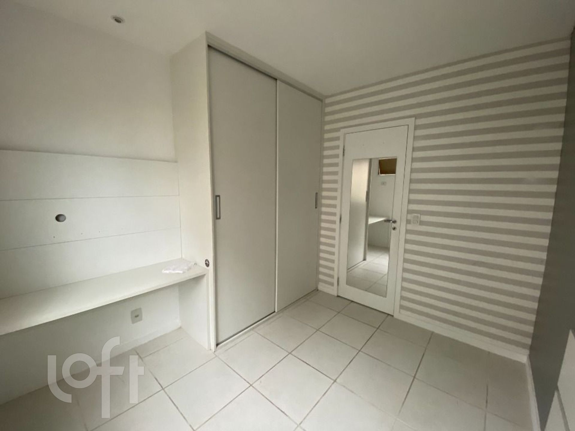 Apartamento à venda com 3 quartos, 107m² - Foto 10