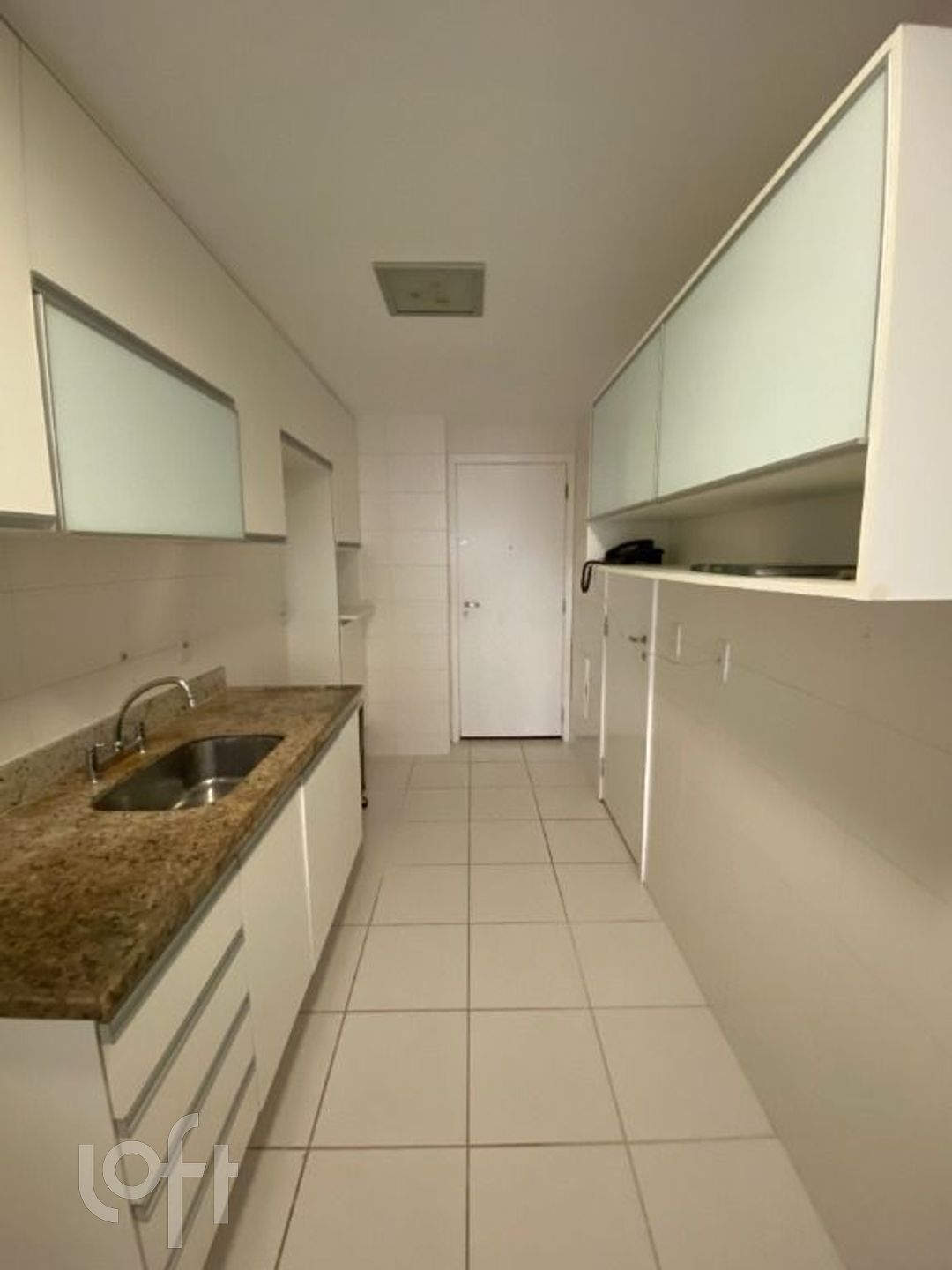 Apartamento à venda com 3 quartos, 107m² - Foto 19