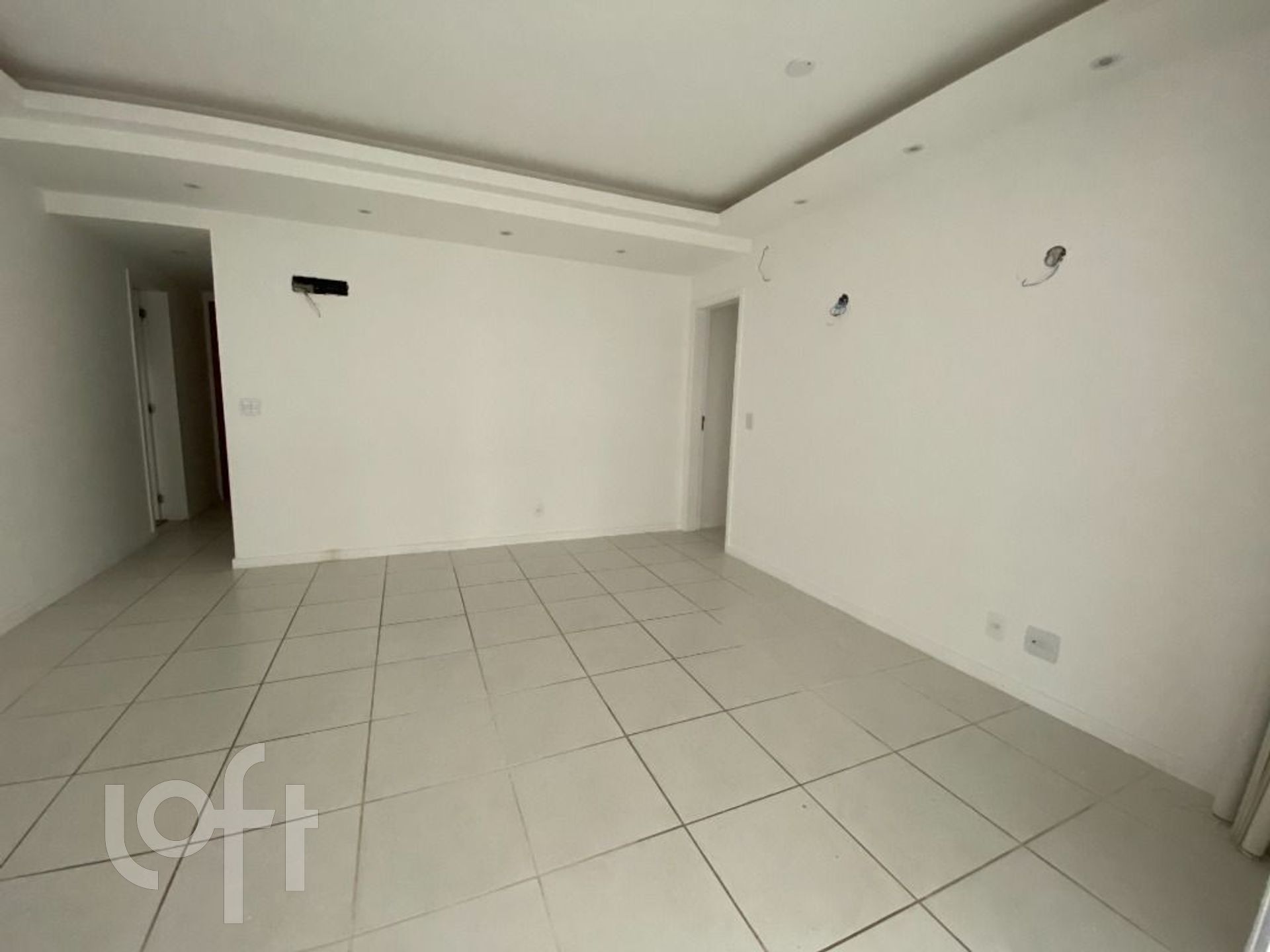 Apartamento à venda com 3 quartos, 107m² - Foto 4