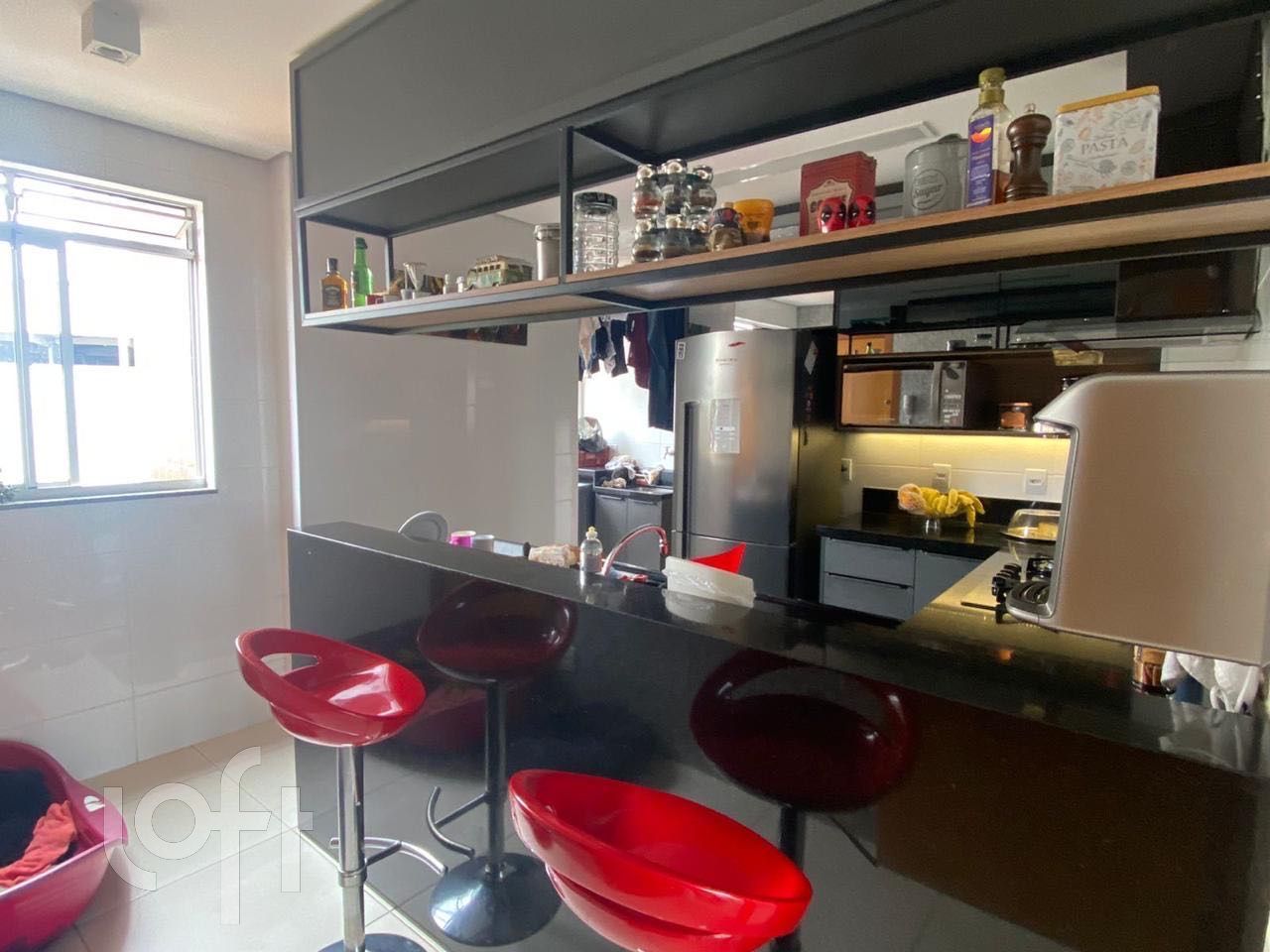 Apartamento à venda com 4 quartos, 147m² - Foto 2