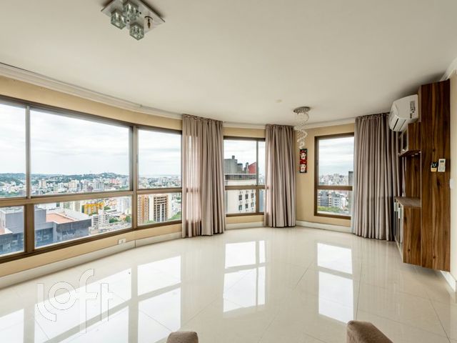 Apartamento com 87m², 2 dormitórios, 1 suíte, 2 vagas, Rio Branco em Porto Alegre