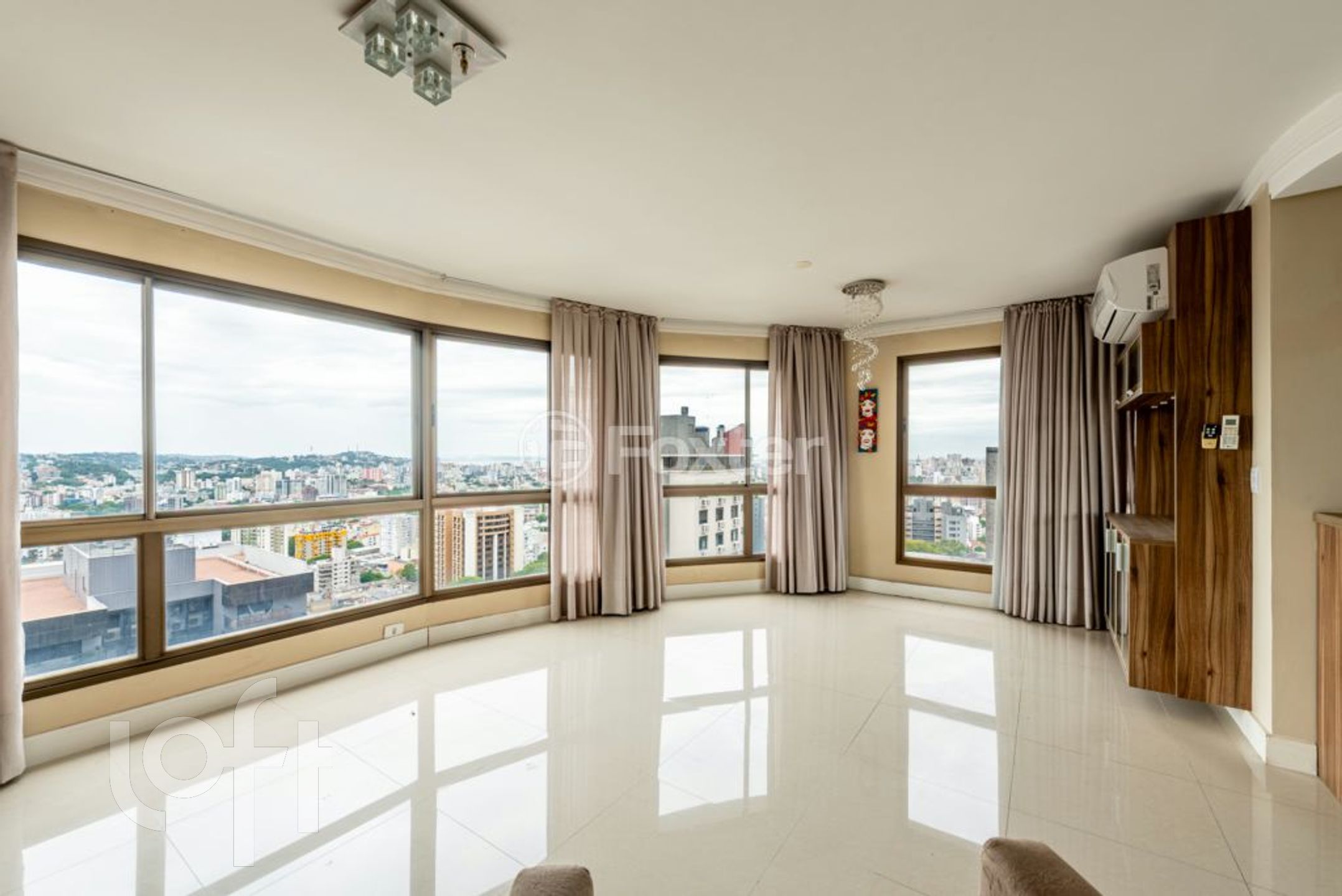 Apartamento com 87m², 2 dormitórios, 1 suíte, 2 vagas, Rio Branco em Porto Alegre