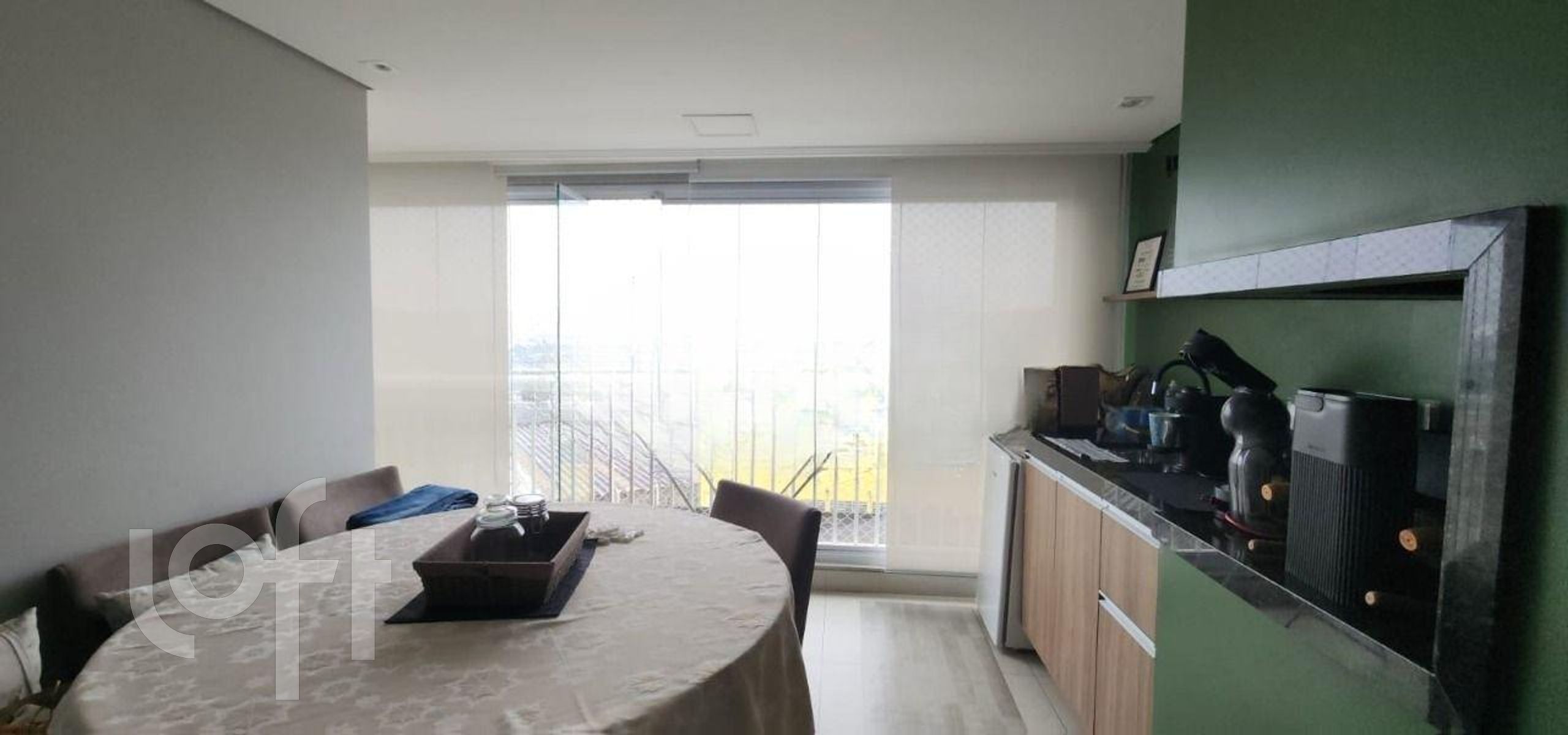 Apartamento à venda com 3 quartos, 100m² - Foto 2