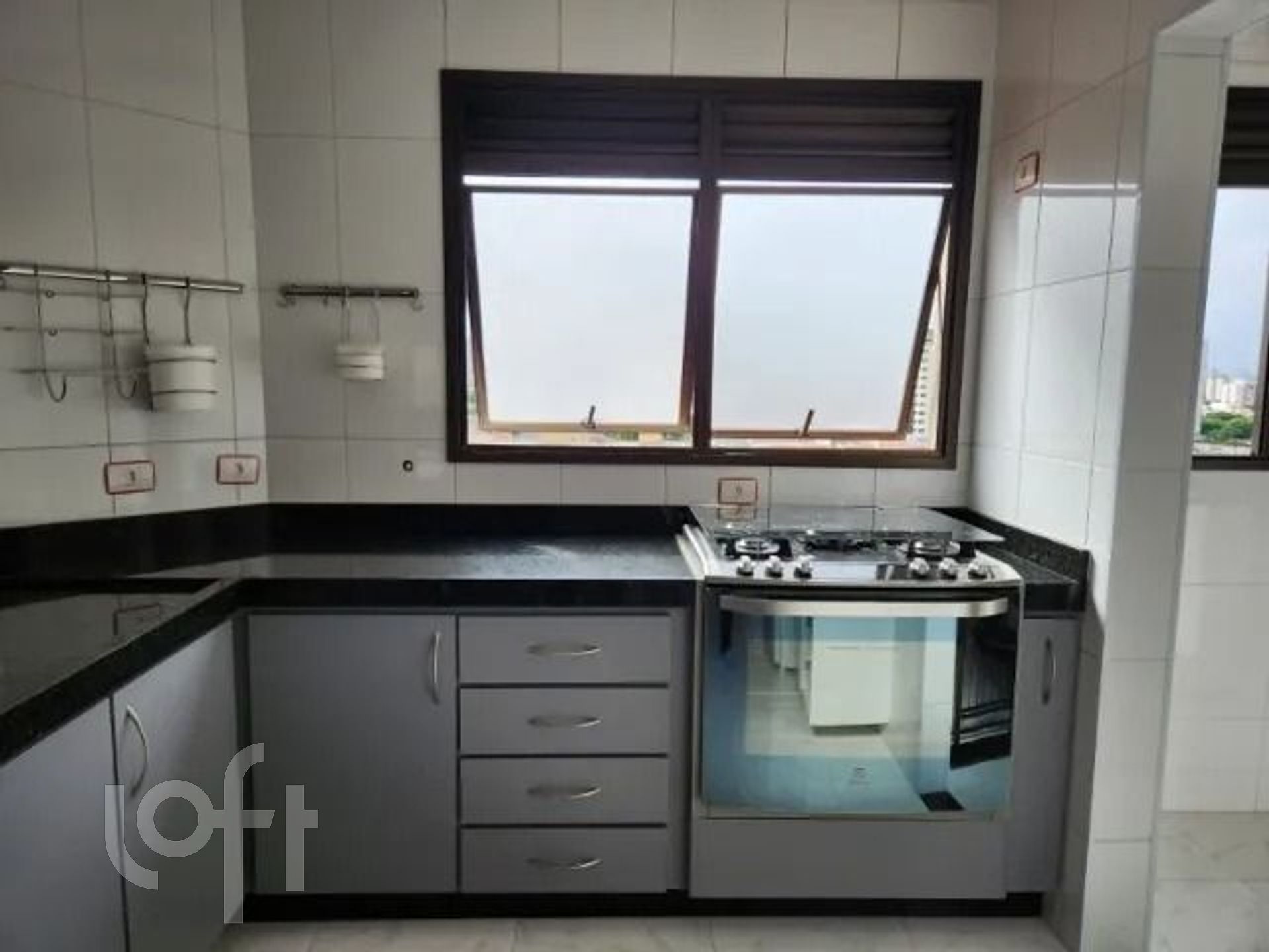 Apartamento à venda com 3 quartos, 150m² - Foto 7