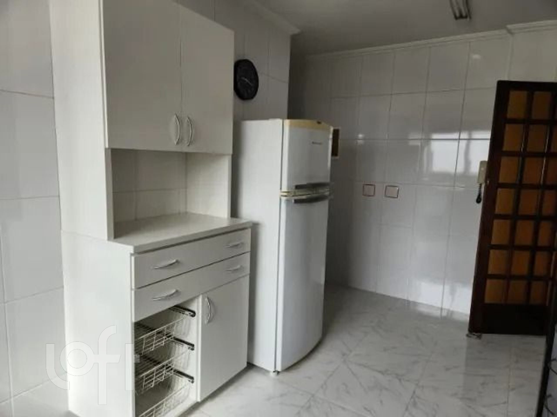 Apartamento à venda com 3 quartos, 150m² - Foto 5