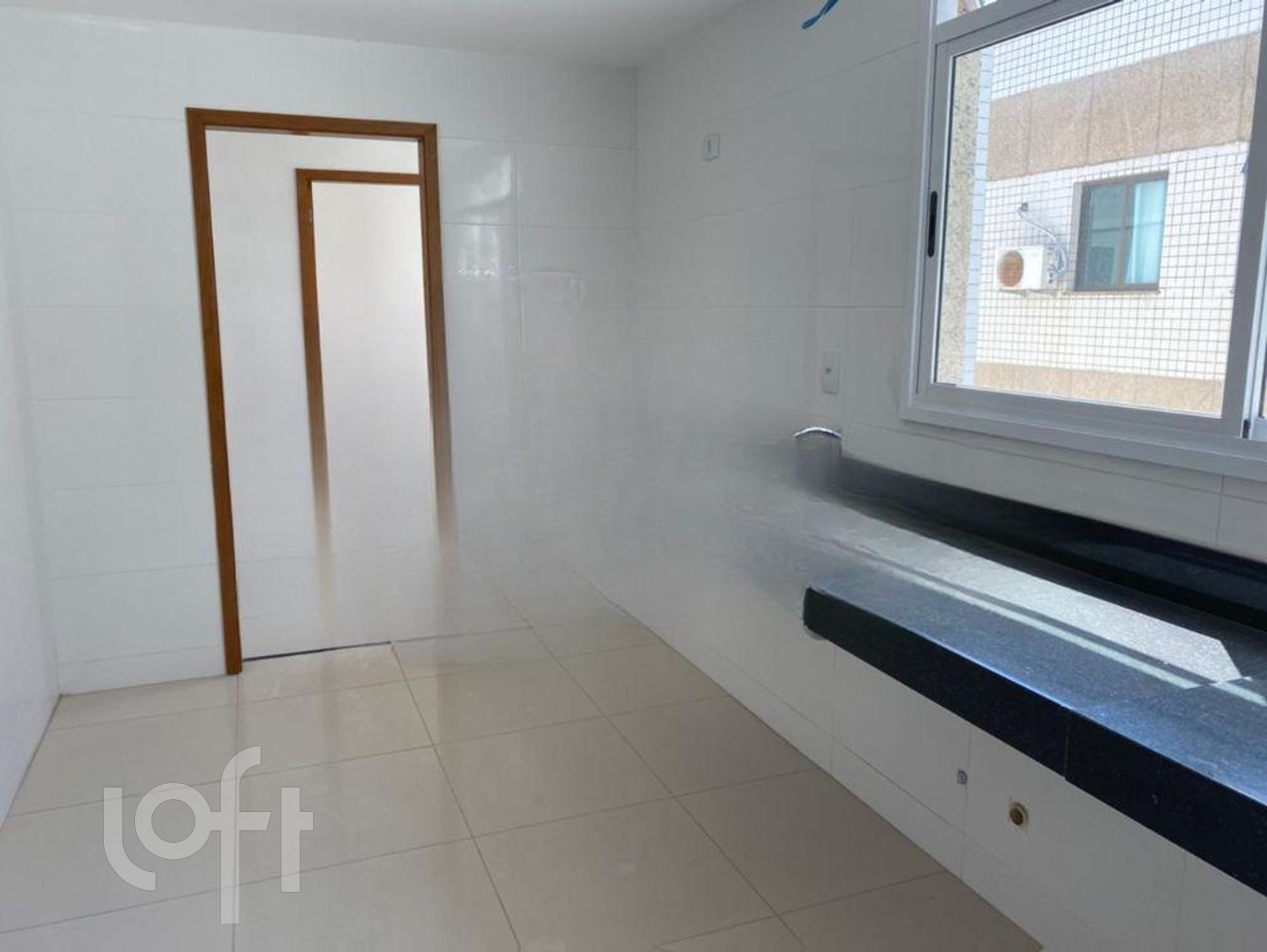 Apartamento à venda com 3 quartos, 320m² - Foto 13