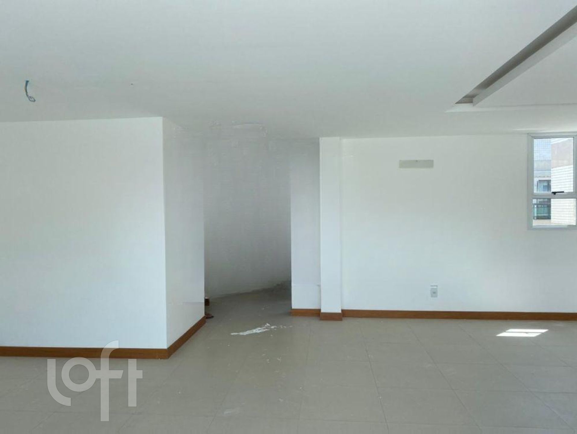 Apartamento à venda com 3 quartos, 320m² - Foto 6