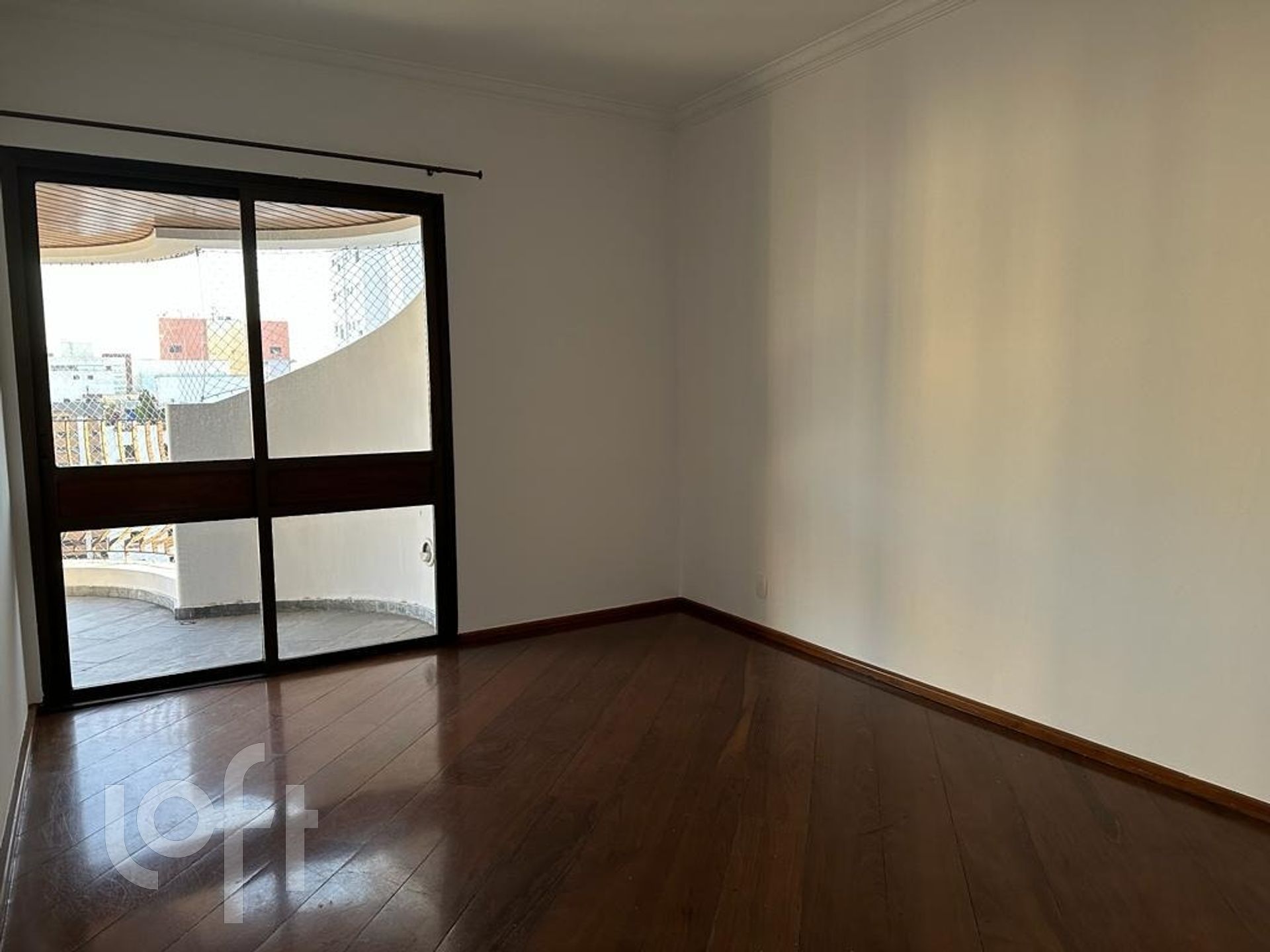 Apartamento à venda com 2 quartos, 154m² - Foto 2