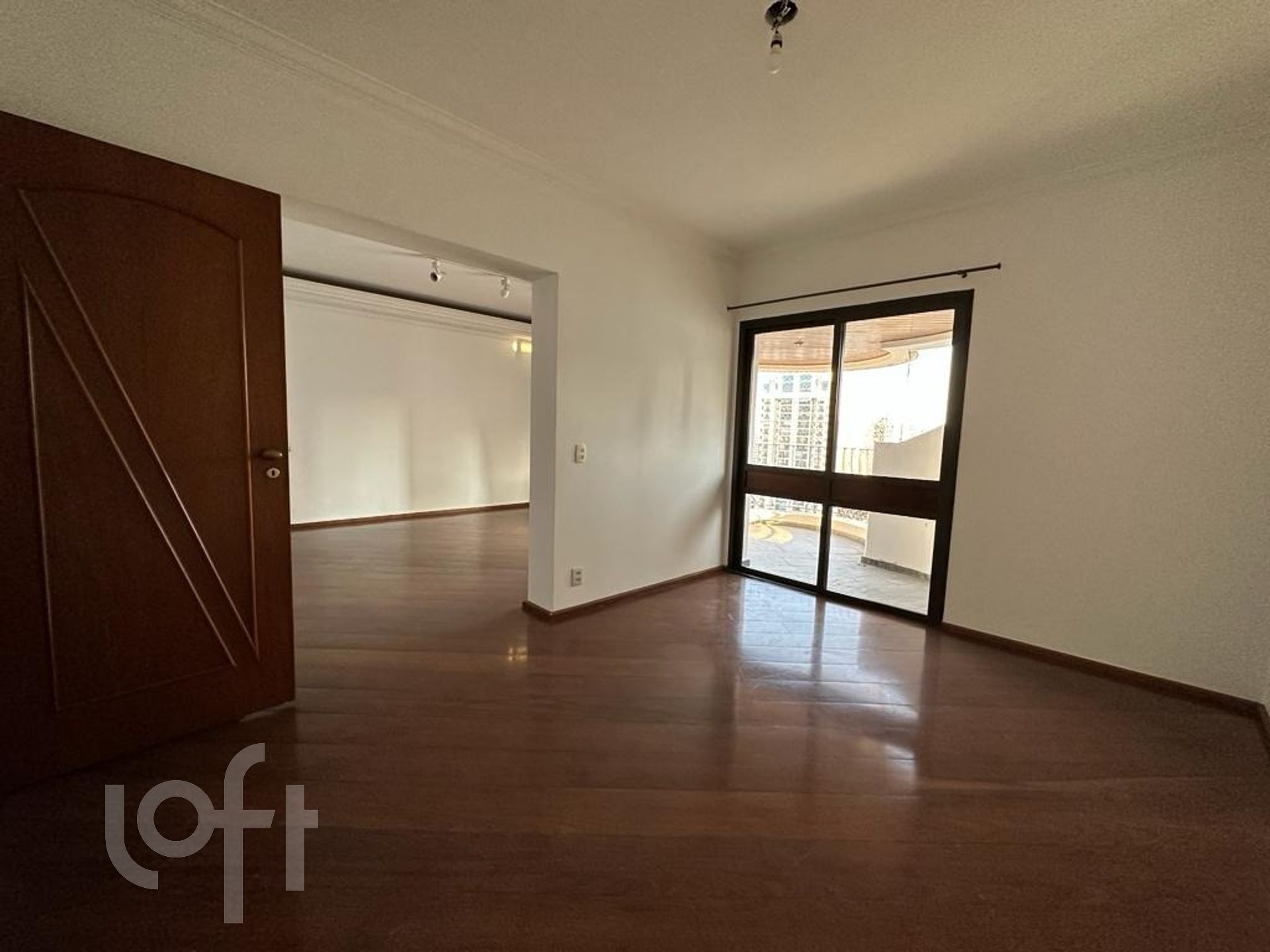 Apartamento à venda com 2 quartos, 154m² - Foto 1