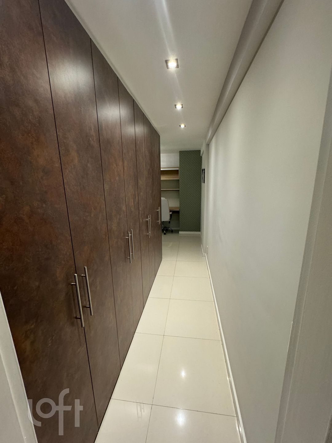 Apartamento à venda com 3 quartos, 141m² - Foto 9