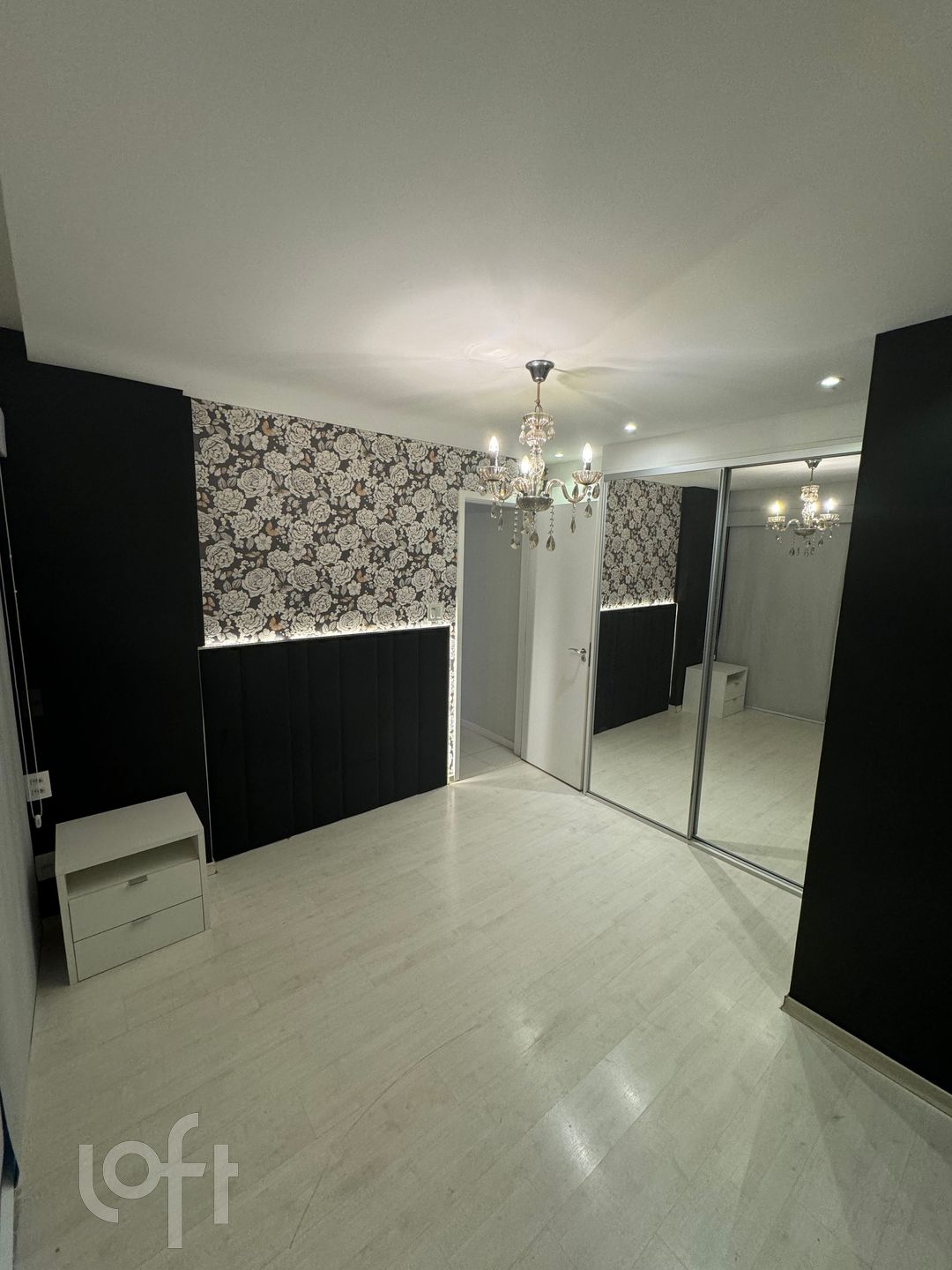 Apartamento à venda com 3 quartos, 141m² - Foto 7