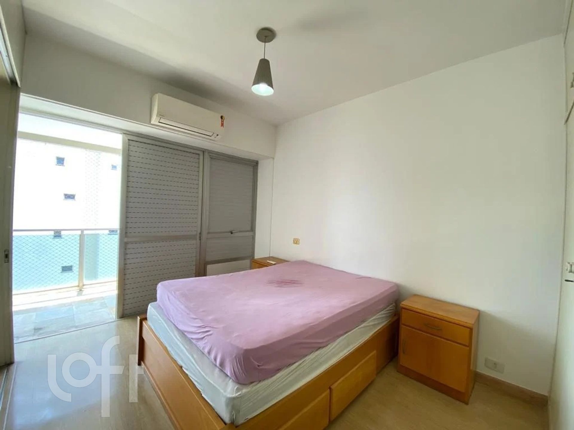 Apartamento à venda com 1 quarto, 61m² - Foto 2