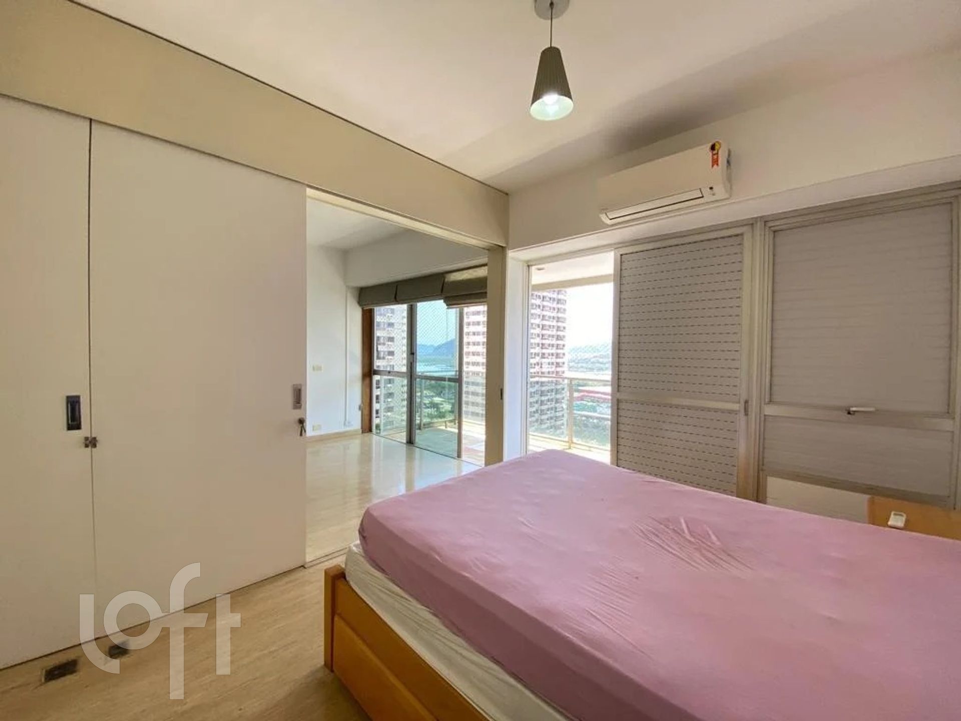 Apartamento à venda com 1 quarto, 61m² - Foto 3