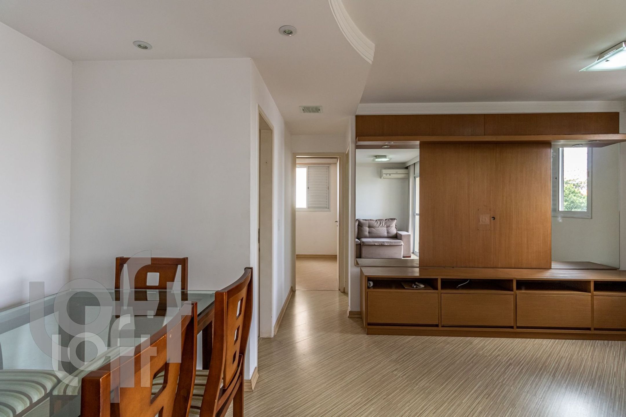 Apartamento à venda com 2 quartos, 64m² - Foto 13