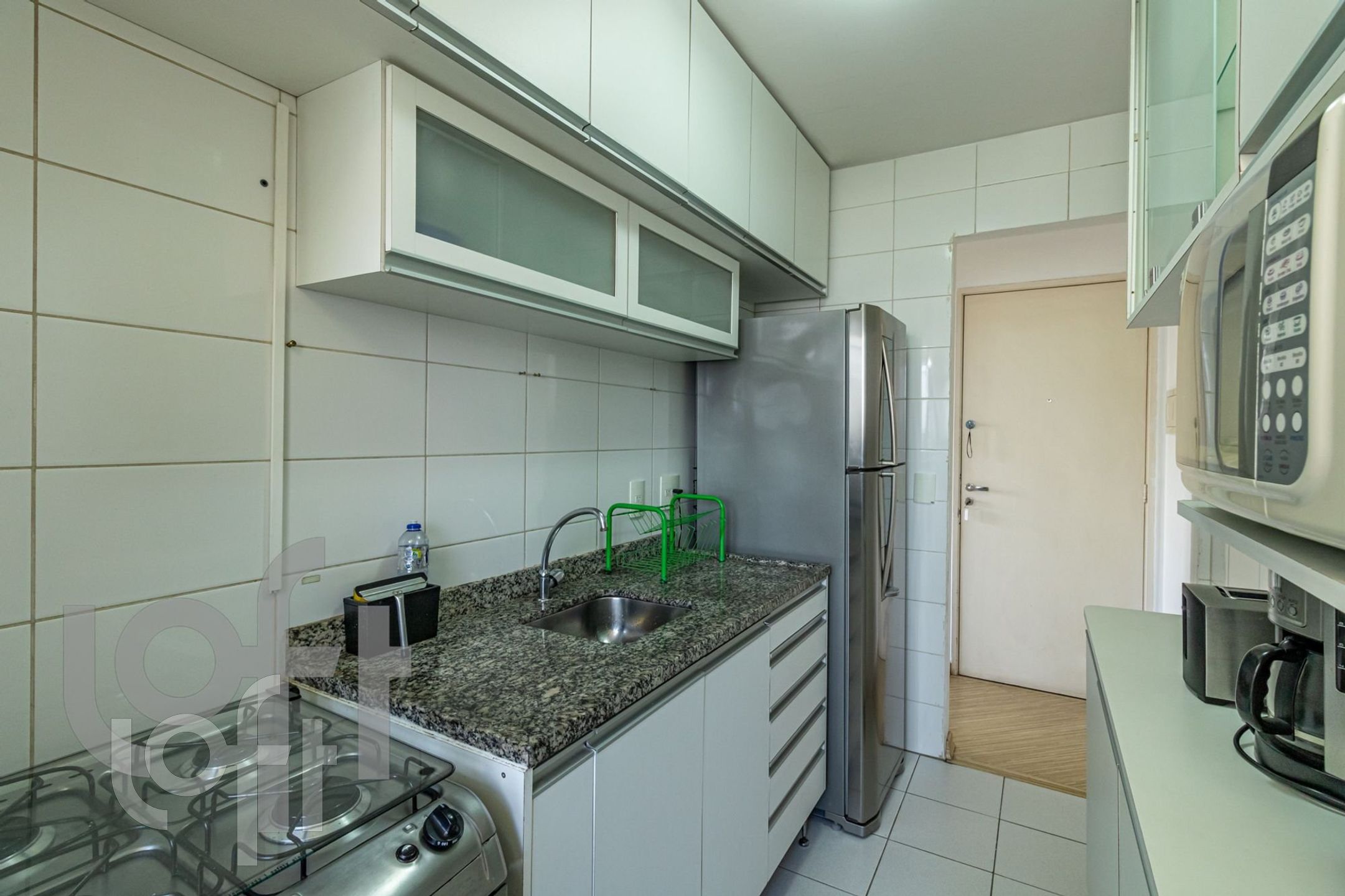 Apartamento à venda com 2 quartos, 64m² - Foto 22