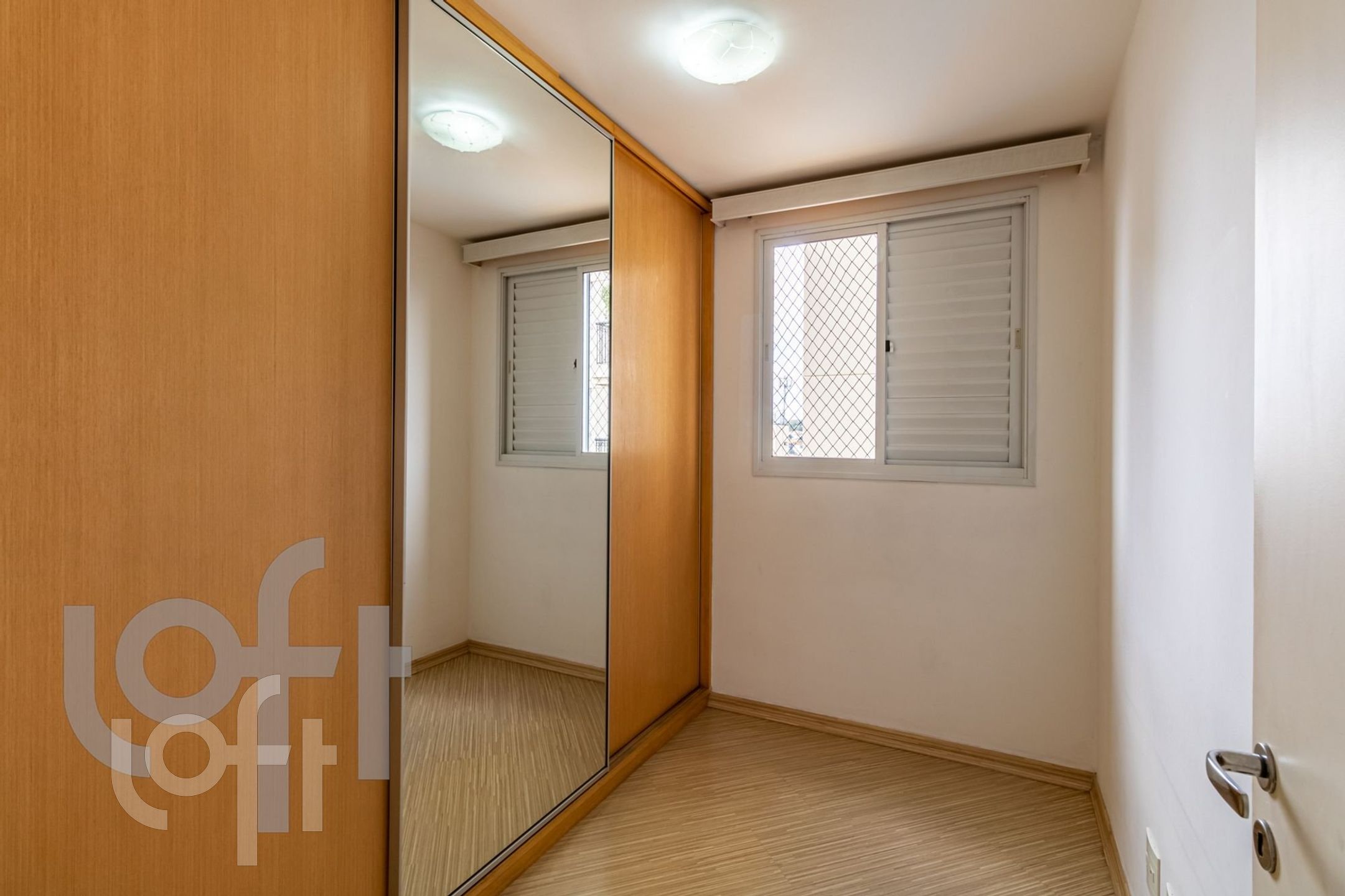 Apartamento à venda com 2 quartos, 64m² - Foto 7