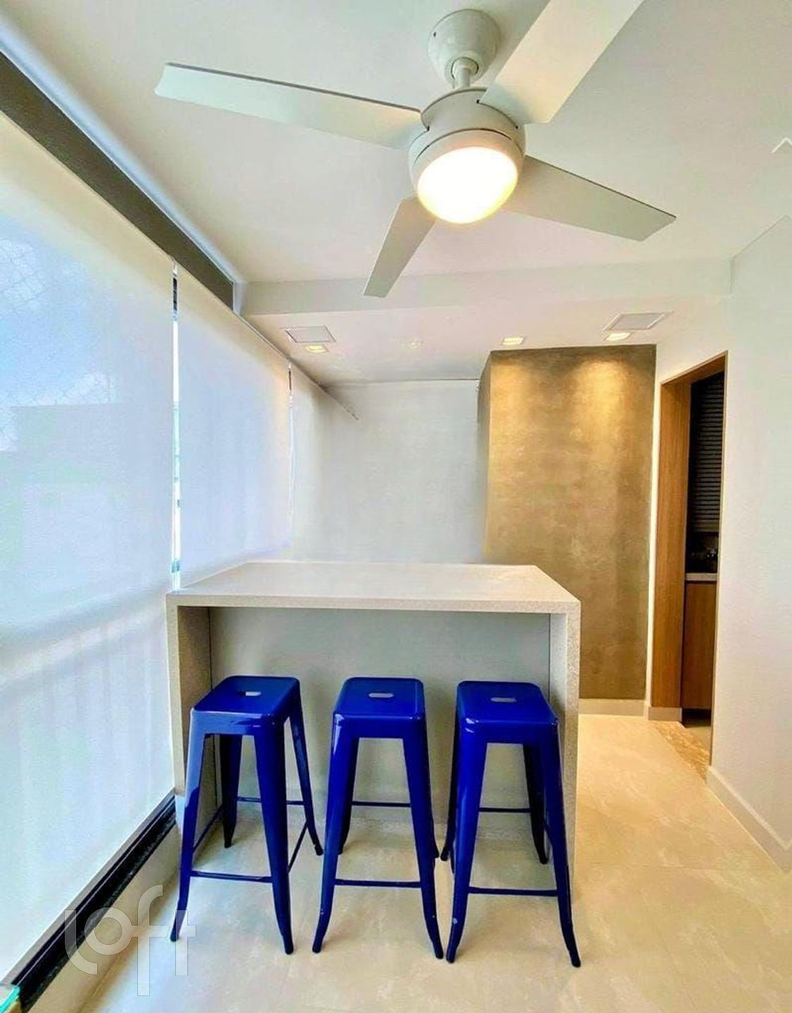 Apartamento à venda com 2 quartos, 65m² - Foto 3