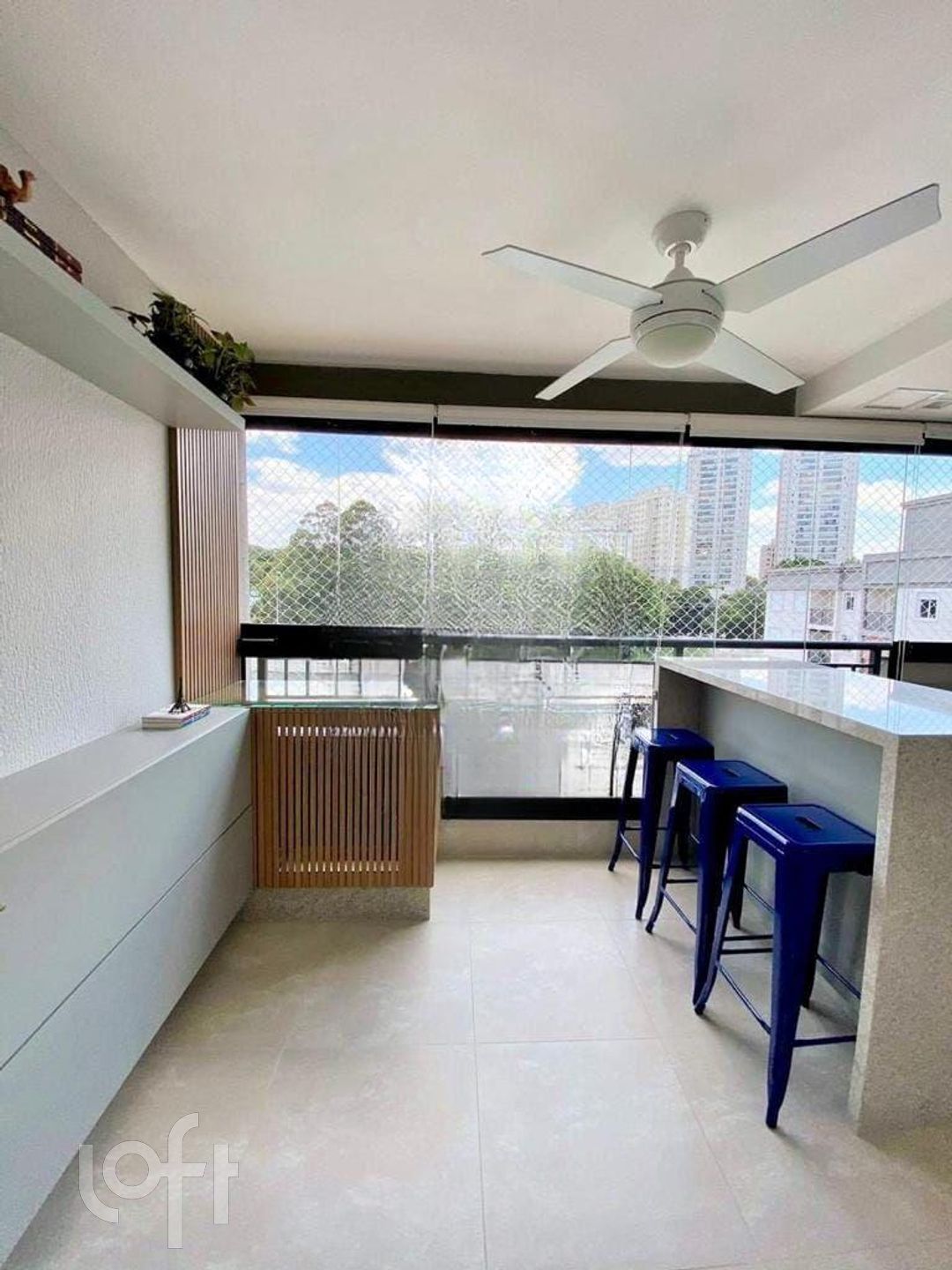 Apartamento à venda com 2 quartos, 65m² - Foto 2