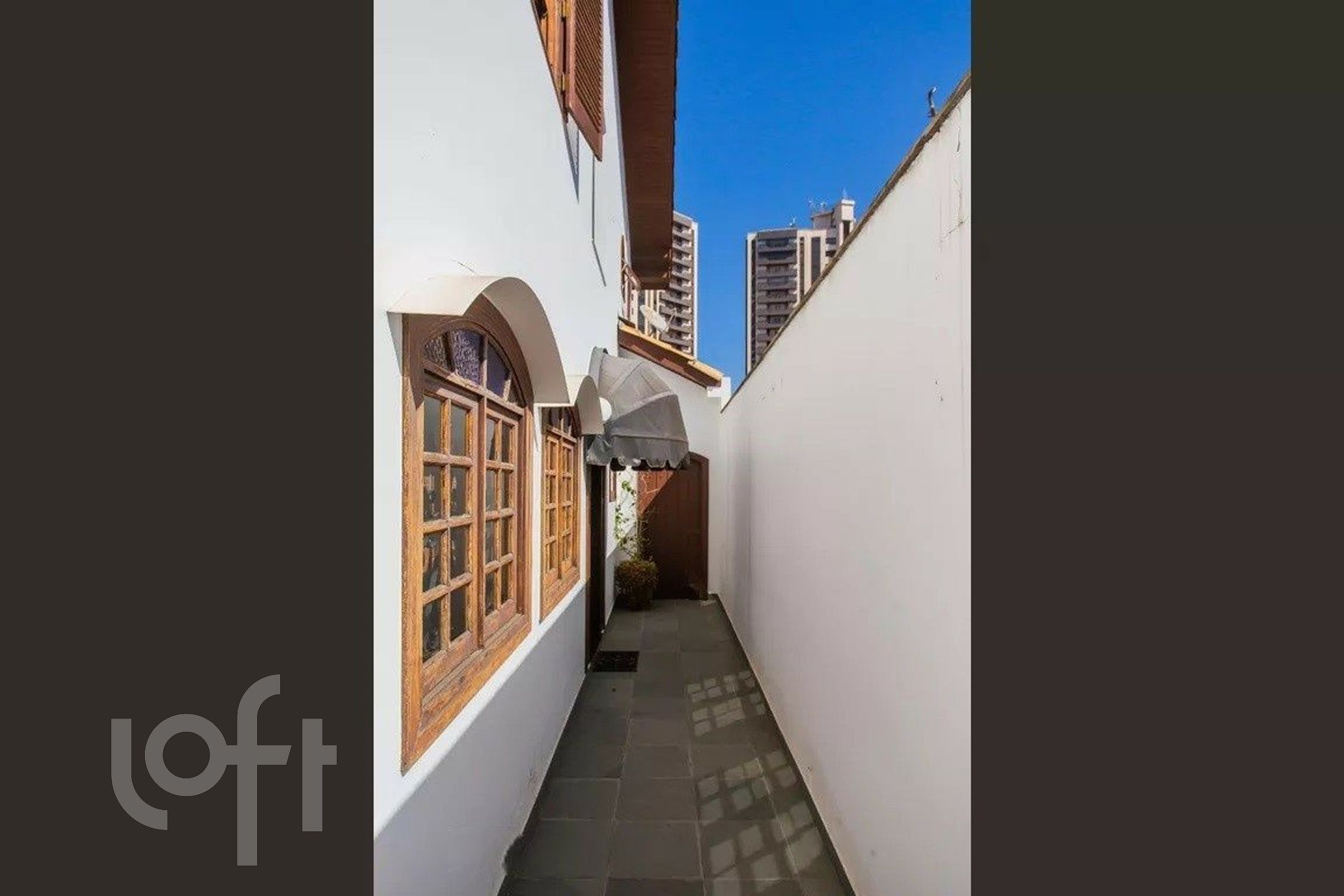 Casa à venda com 4 quartos, 280m² - Foto 18