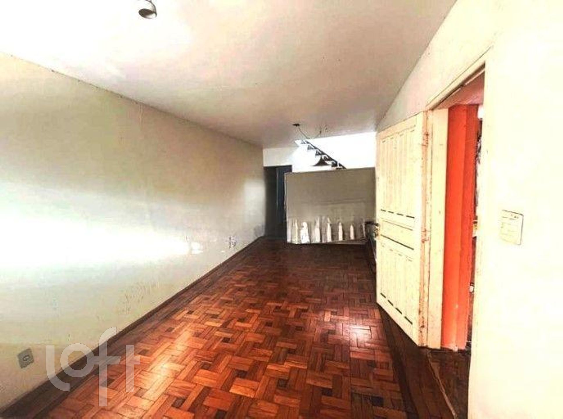 Casa à venda com 3 quartos, 250m² - Foto 1