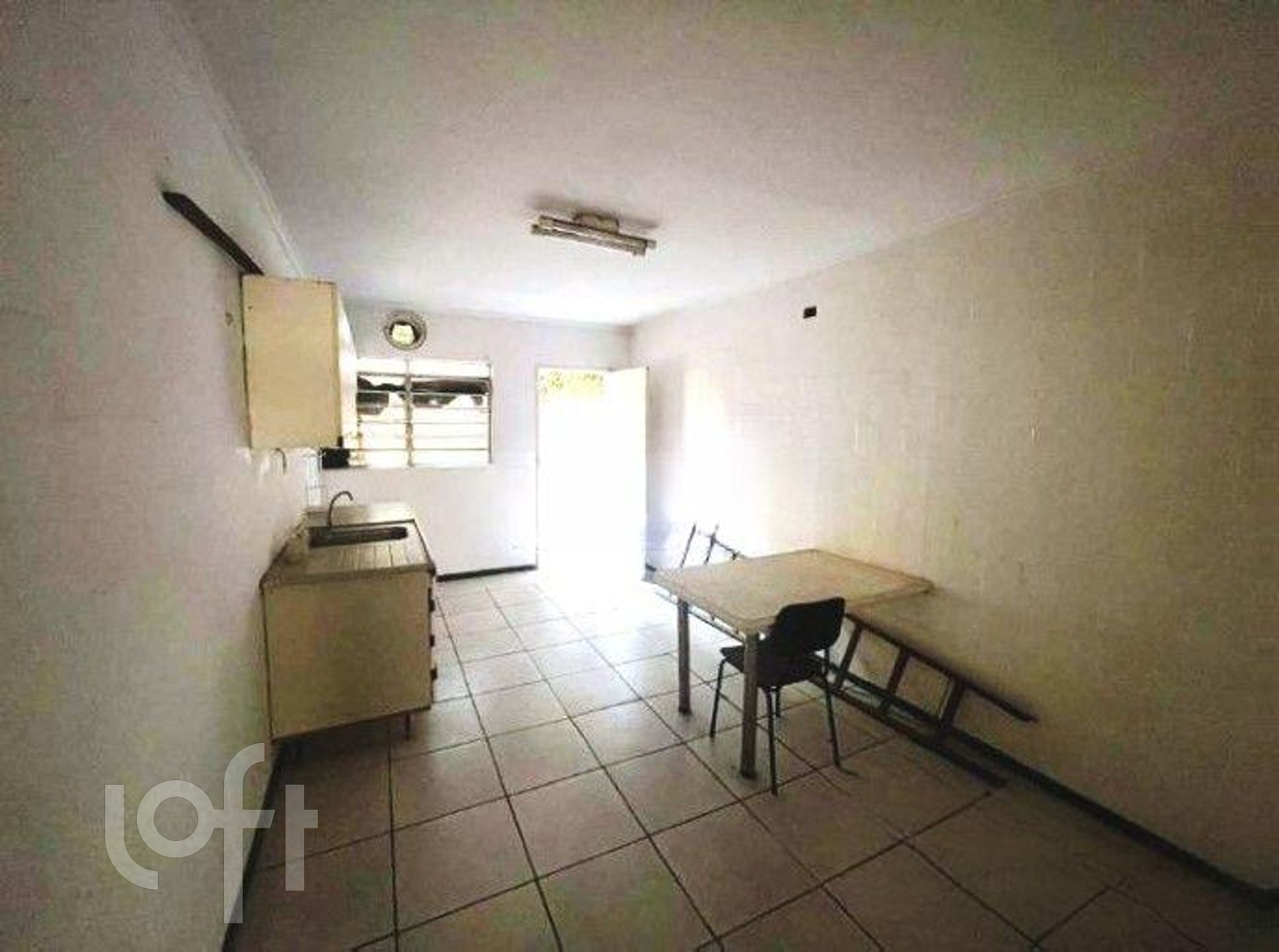 Casa à venda com 3 quartos, 250m² - Foto 2