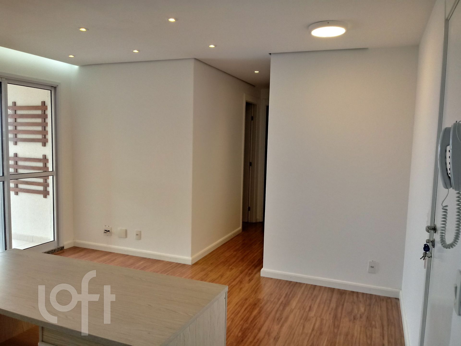 Apartamento à venda com 2 quartos, 65m² - Foto 4