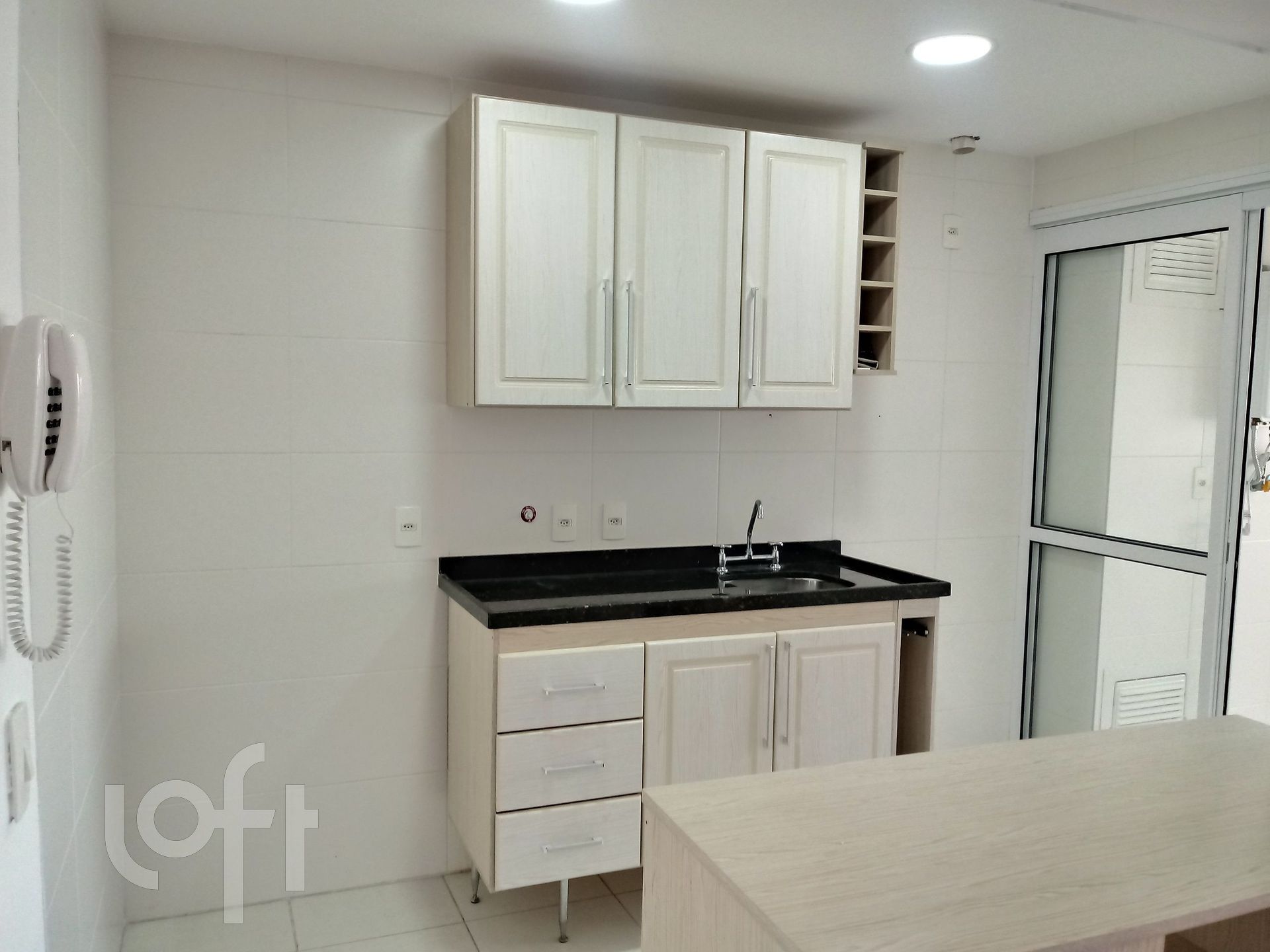 Apartamento à venda com 2 quartos, 65m² - Foto 11